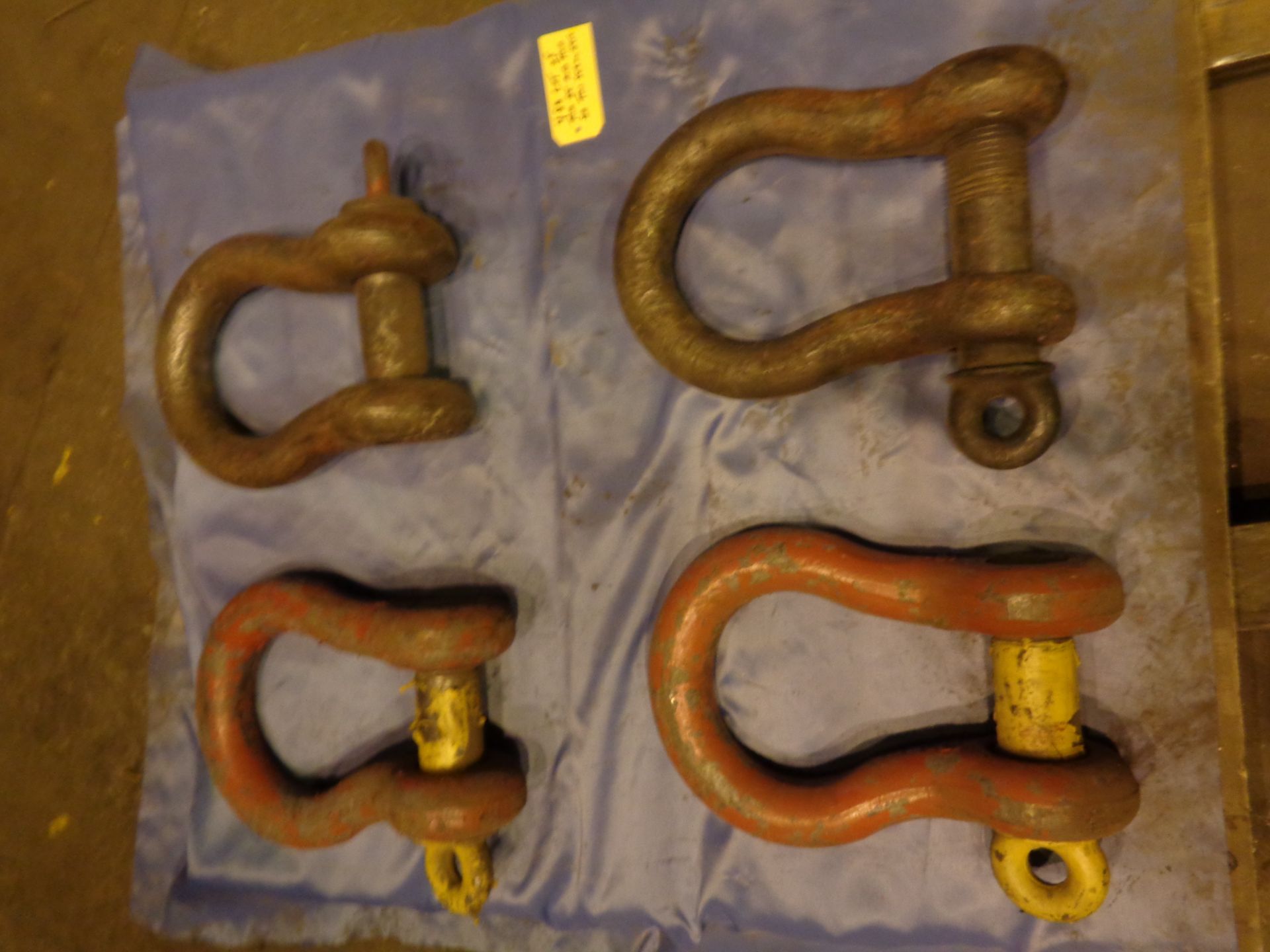 Lot of Shackles 55 and 50 Ton (488) - Image 5 of 10