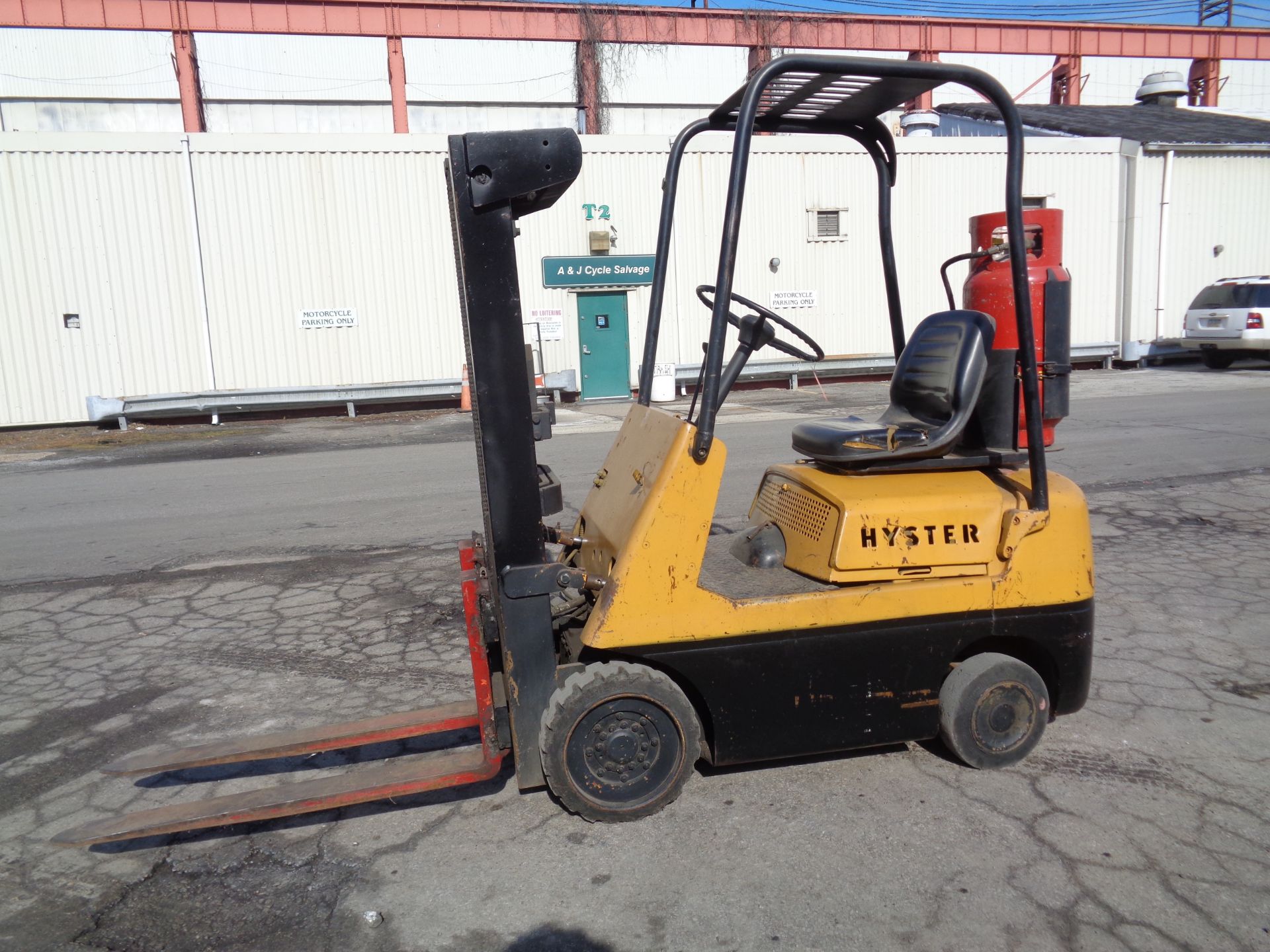 Hyster S30A 3100Lbs Forklift Triple Mast - Image 11 of 14