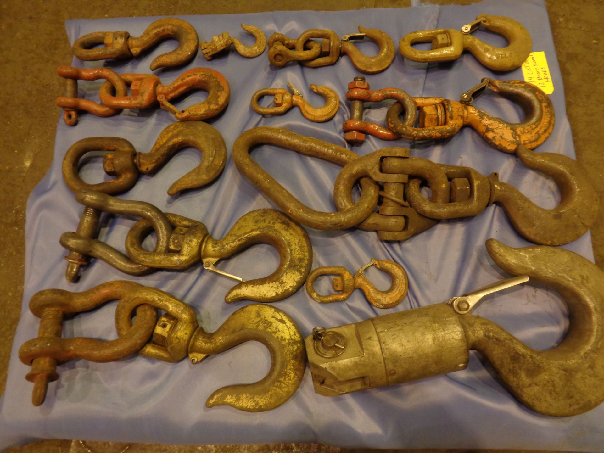 Lot of 12 Boom Swivel Hooks (474) - Image 5 of 10