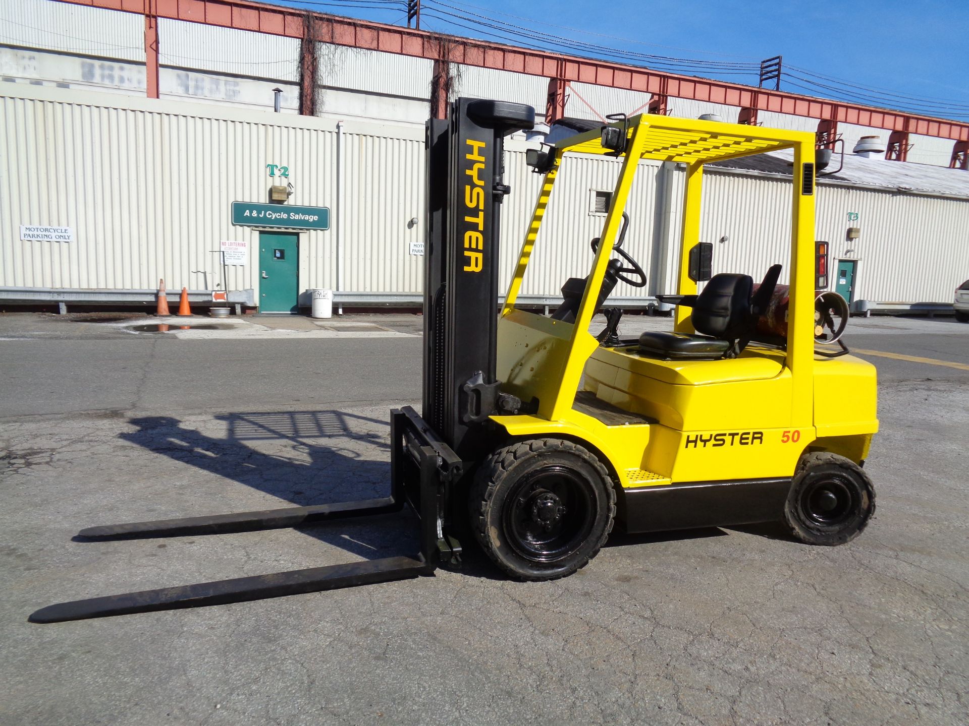 Hyster H50XM 5,000LBS Forklift - Image 4 of 14