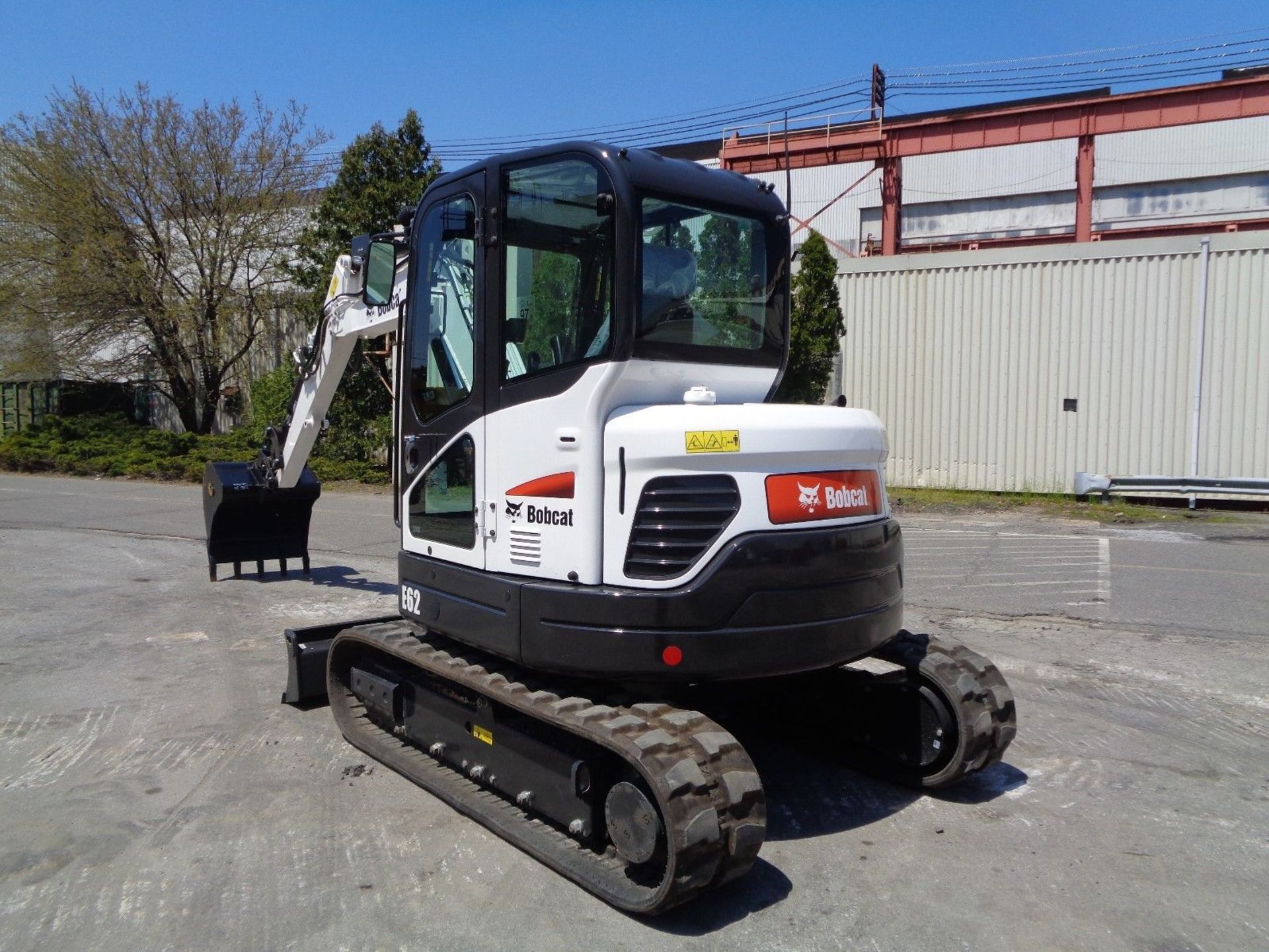 NEW UNUSED 2017 Bobcat E62 Midi Excavator - Image 8 of 11