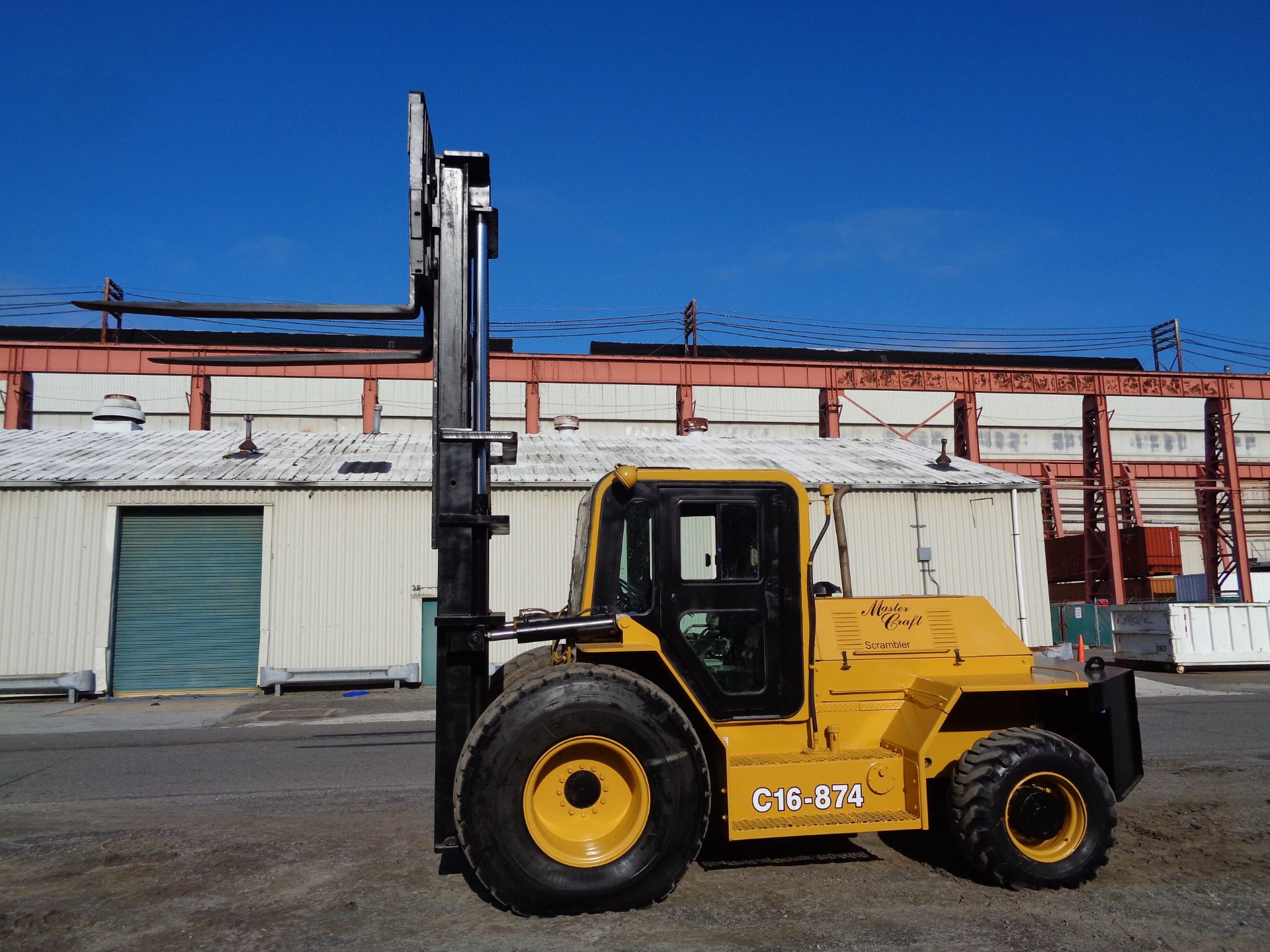 2008 Master Craft C16.874 16,000lbs Rough Terrain 4x4 Forklift - Image 3 of 12