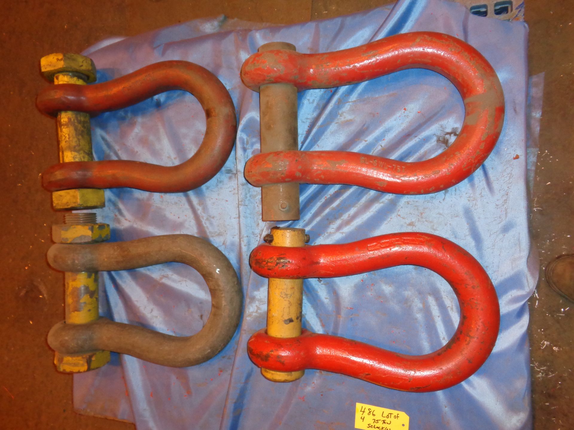 Lot of Four 75 Ton Shackles (486) - Image 2 of 10
