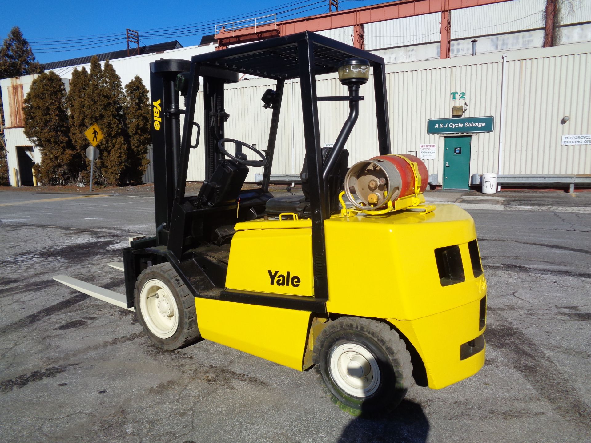 Yale GLP060FNAU087 6,000lbs Forklift (59) - Image 12 of 14