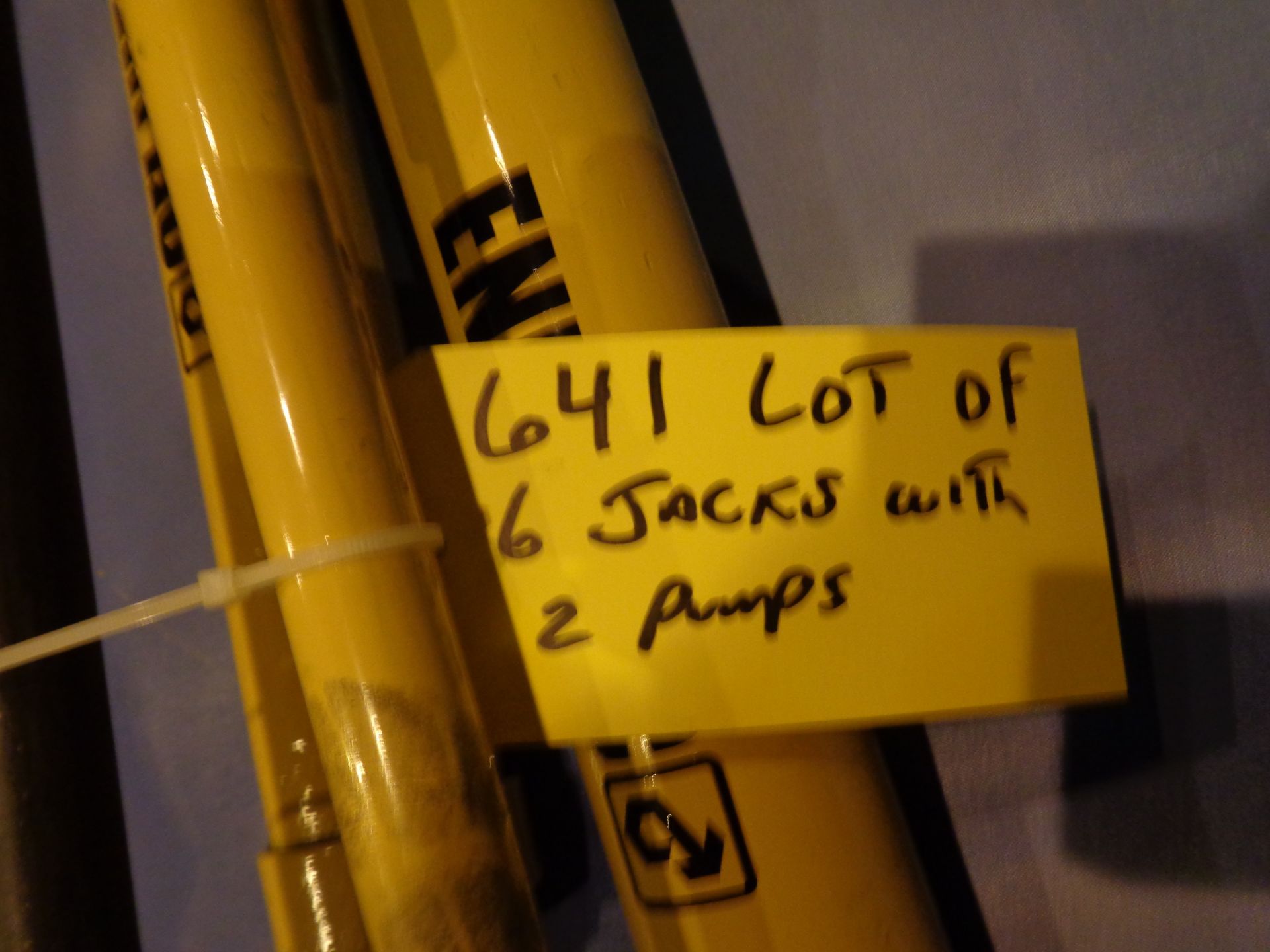 Lot of 6 Jacks with Pumps (641) - Image 10 of 10