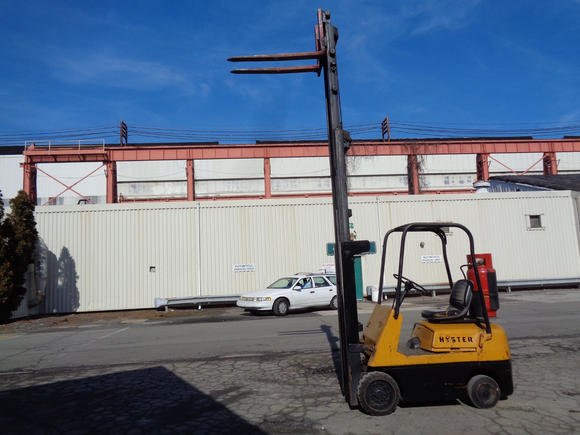 Hyster S30A 3100Lbs Forklift Triple Mast - Image 2 of 14