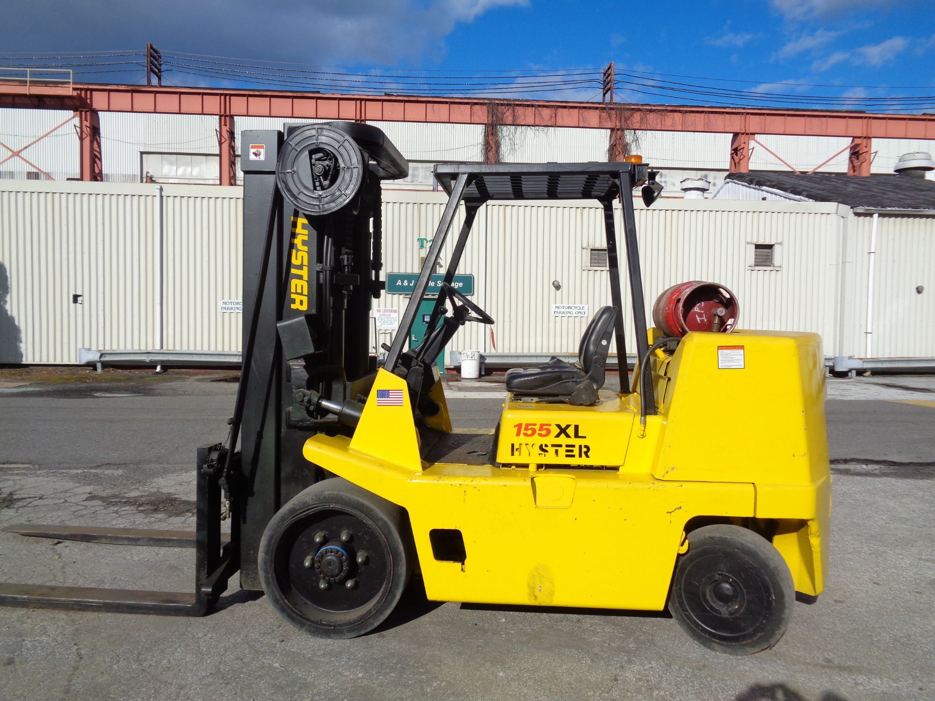 Hyster S155XL Forklift 15,500 lbs - QUAD MAST