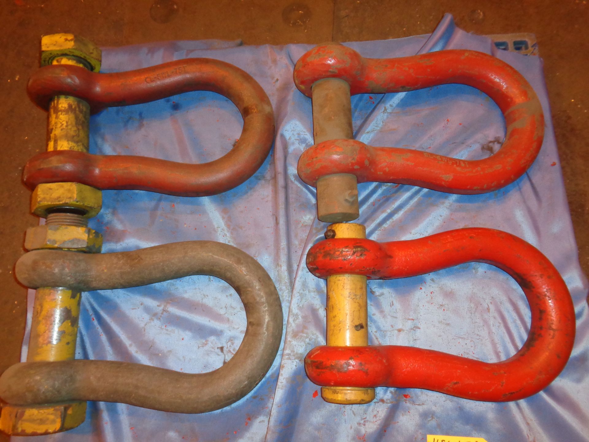Lot of Four 75 Ton Shackles (486) - Image 3 of 10