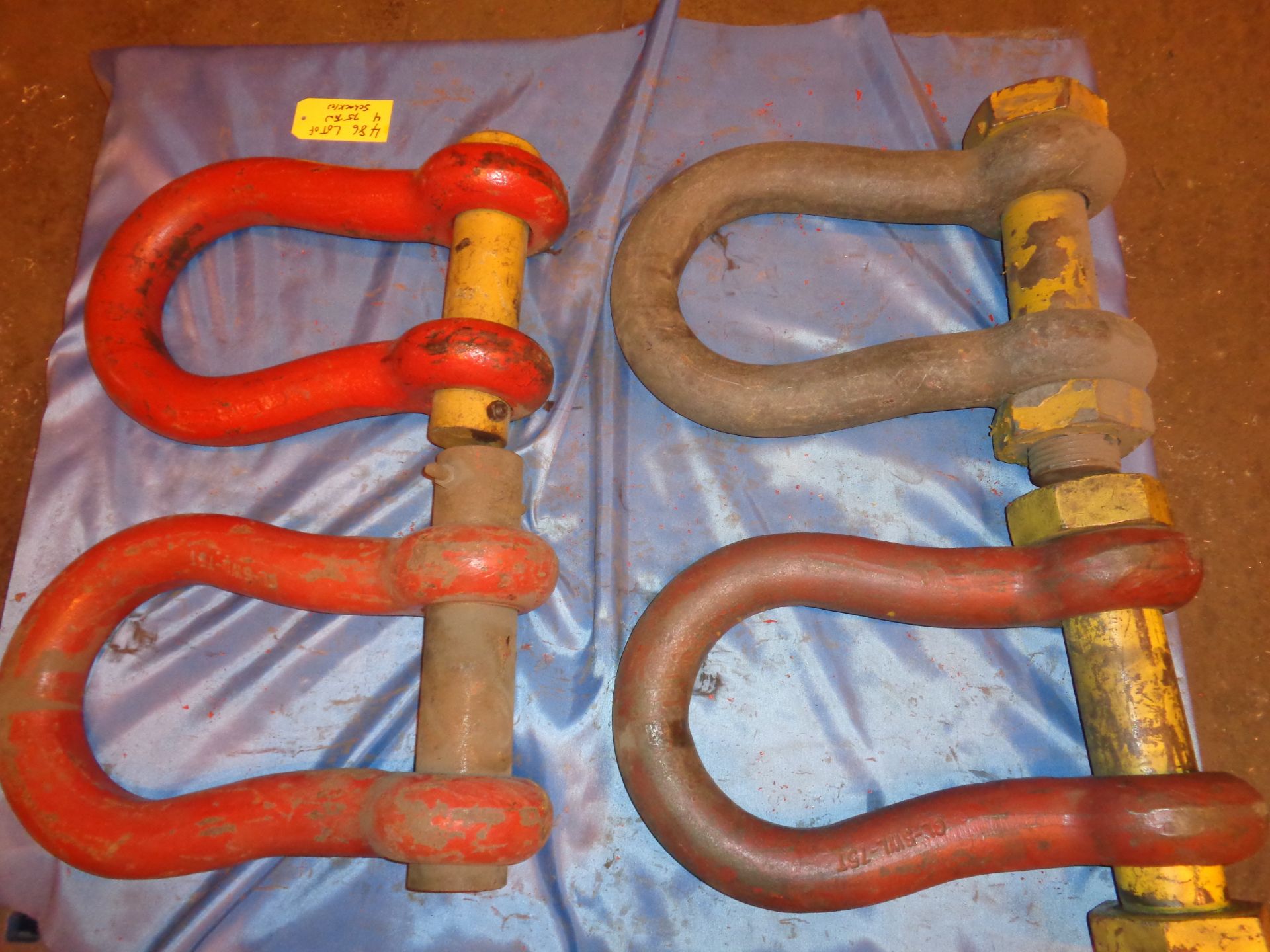 Lot of Four 75 Ton Shackles (486)