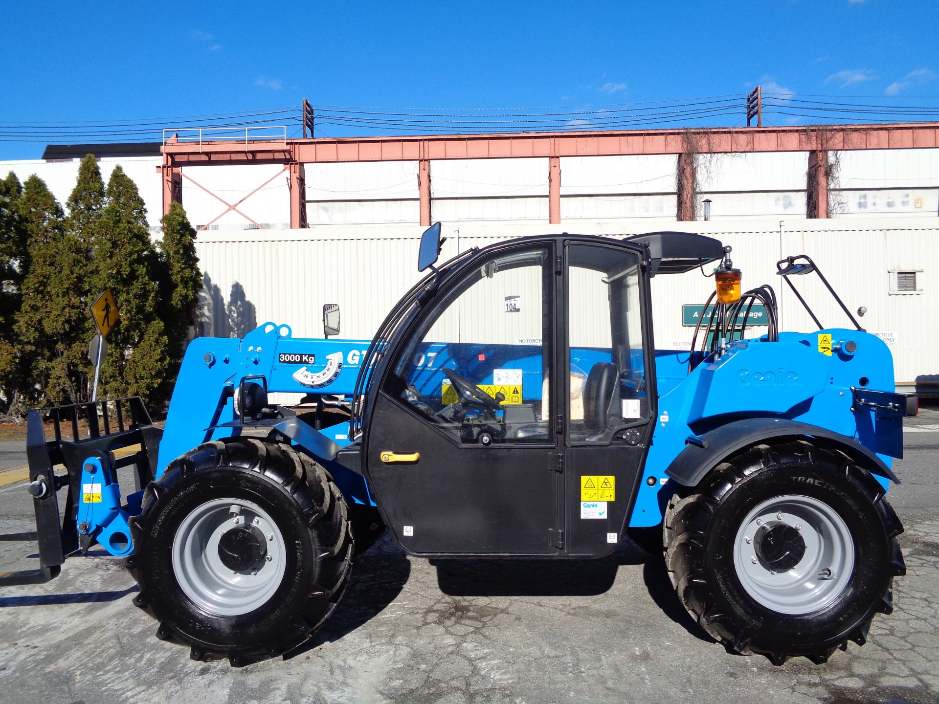 New Unused Genie GTH3007 6,600lbs Telescopic Forklift