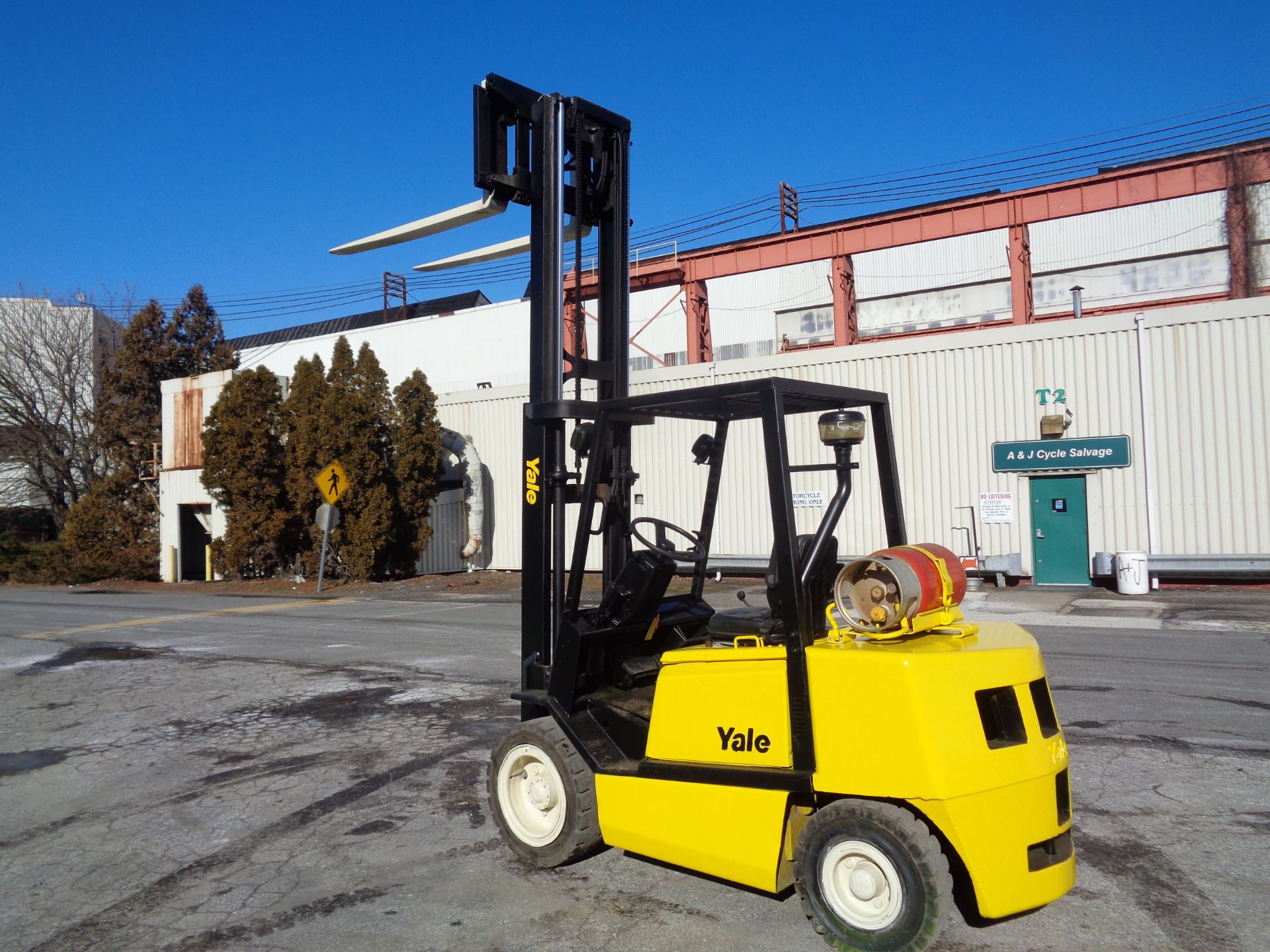 Yale GLP060FNAU087 6,000lbs Forklift (59) - Image 4 of 14