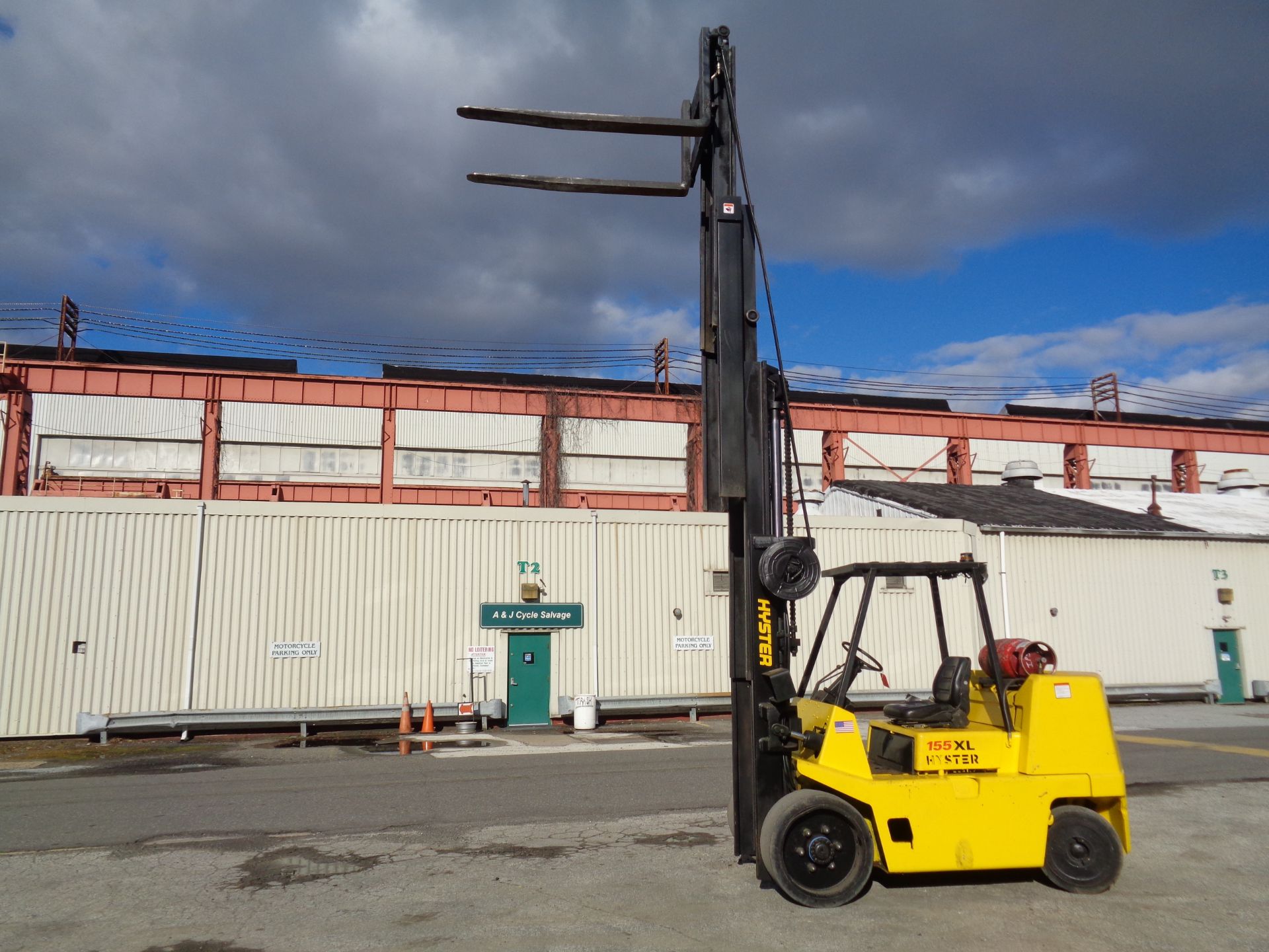 Hyster S155XL Forklift 15,500 lbs - QUAD MAST - Image 15 of 17