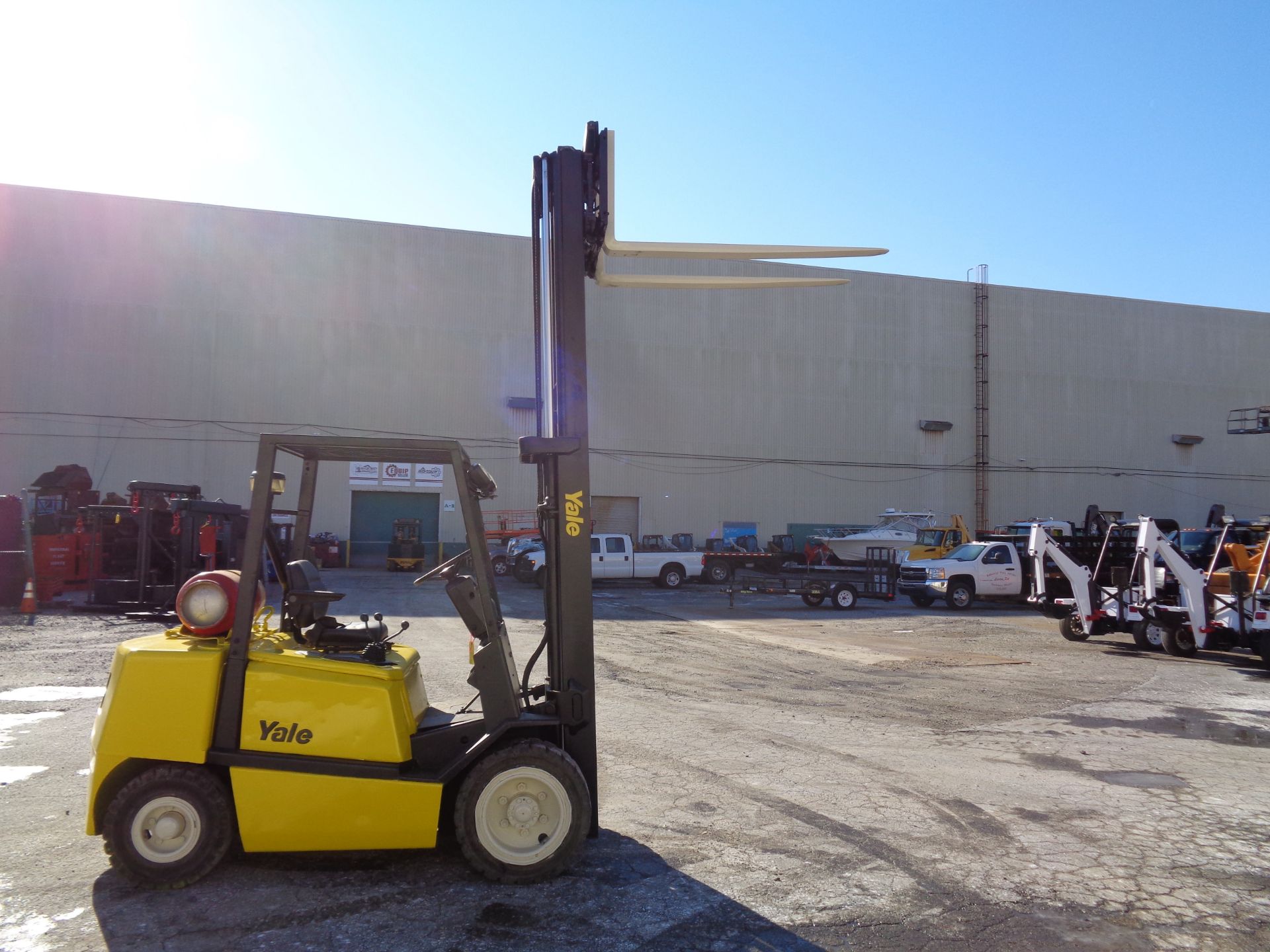 Yale GLP060FNAU087 6,000lbs Forklift (59) - Image 6 of 14