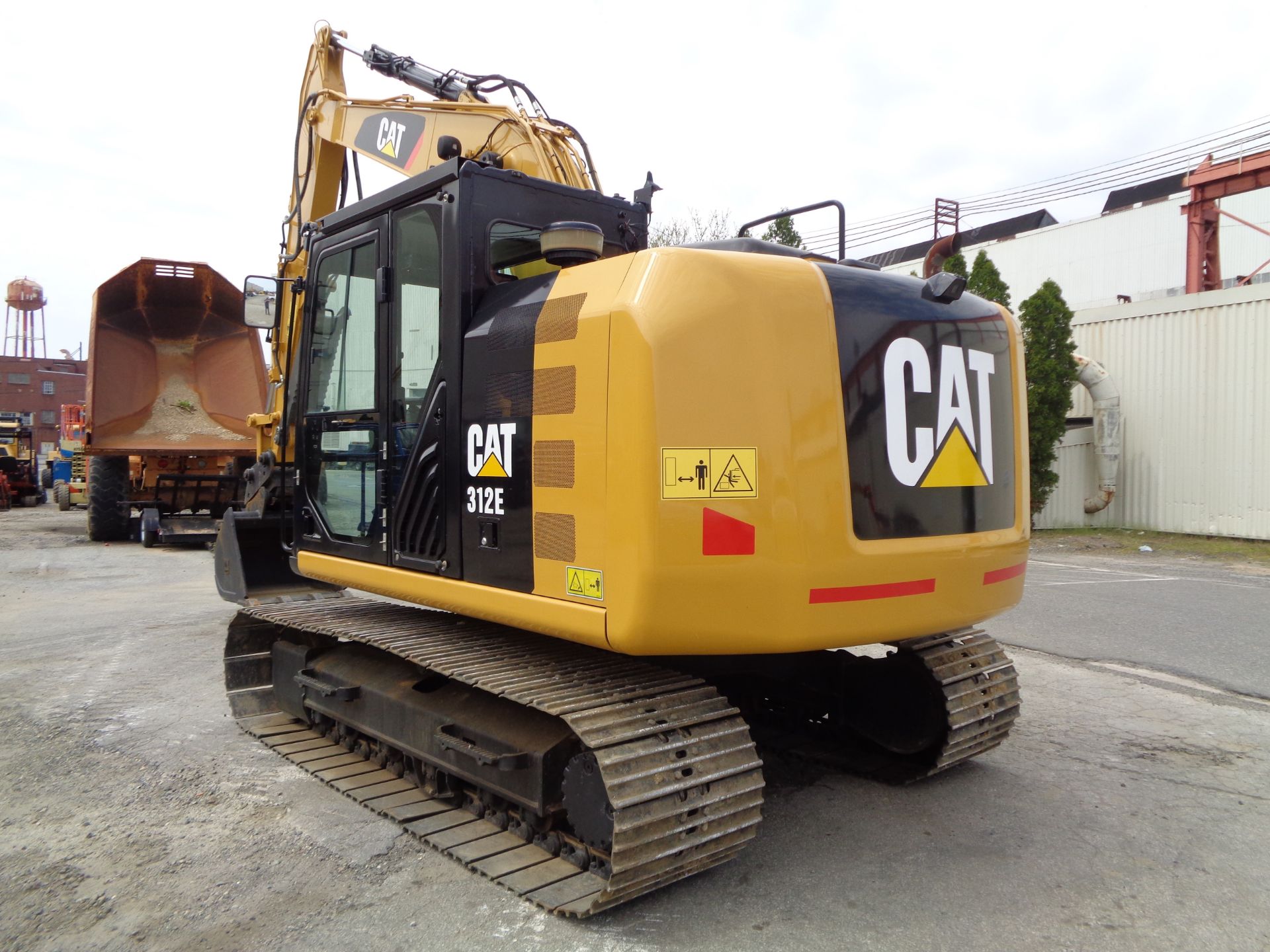 2015 Caterpillar 312E Excavator - Hydraulic Thumb - Image 3 of 16