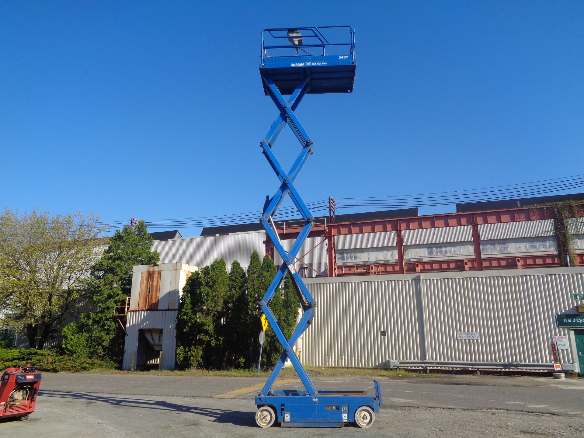 2000 UpRight X26N Scissor Lift - 26Ft Height - Image 10 of 27