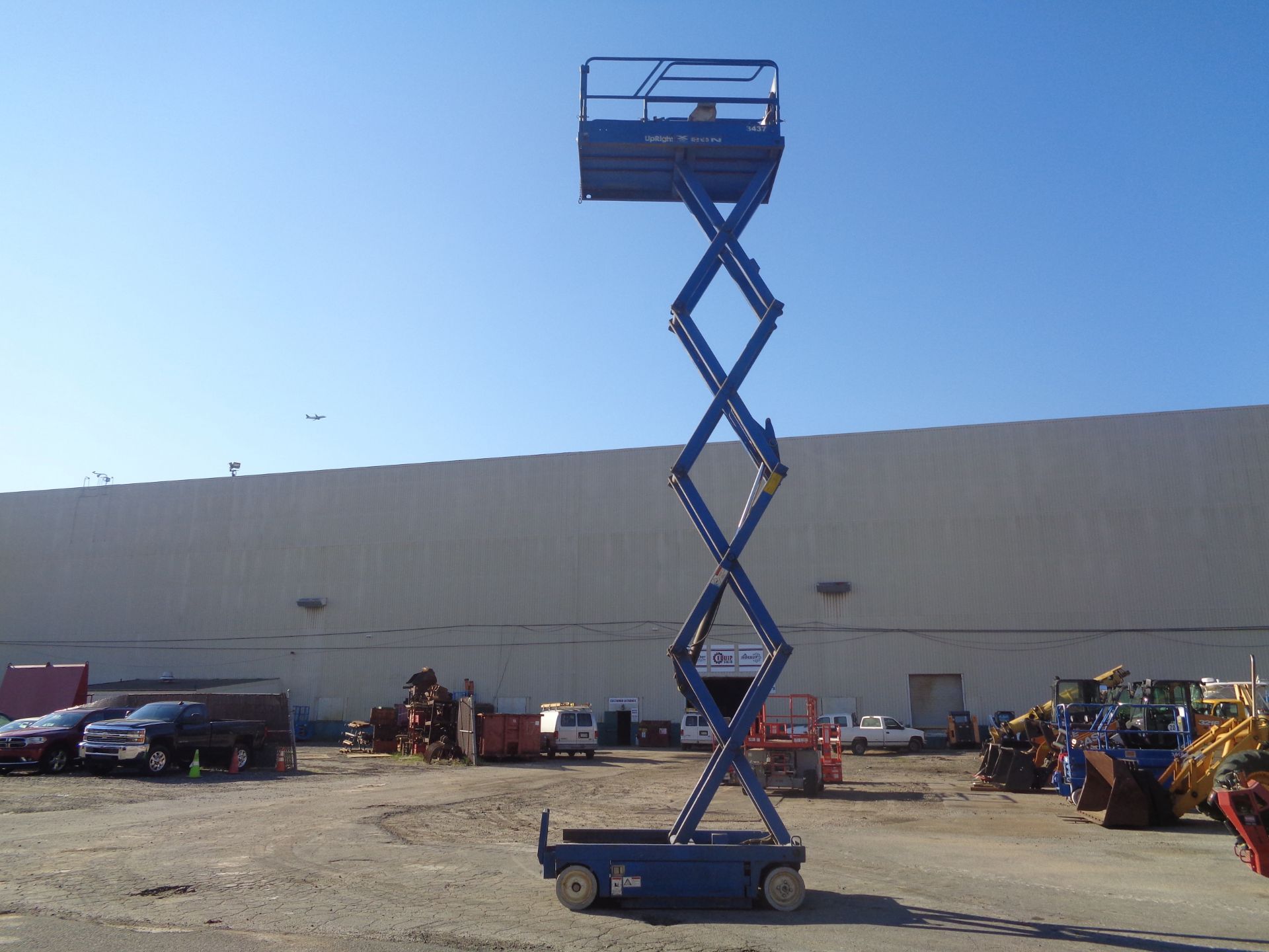 2000 UpRight X26N Scissor Lift - 26Ft Height - Image 4 of 27