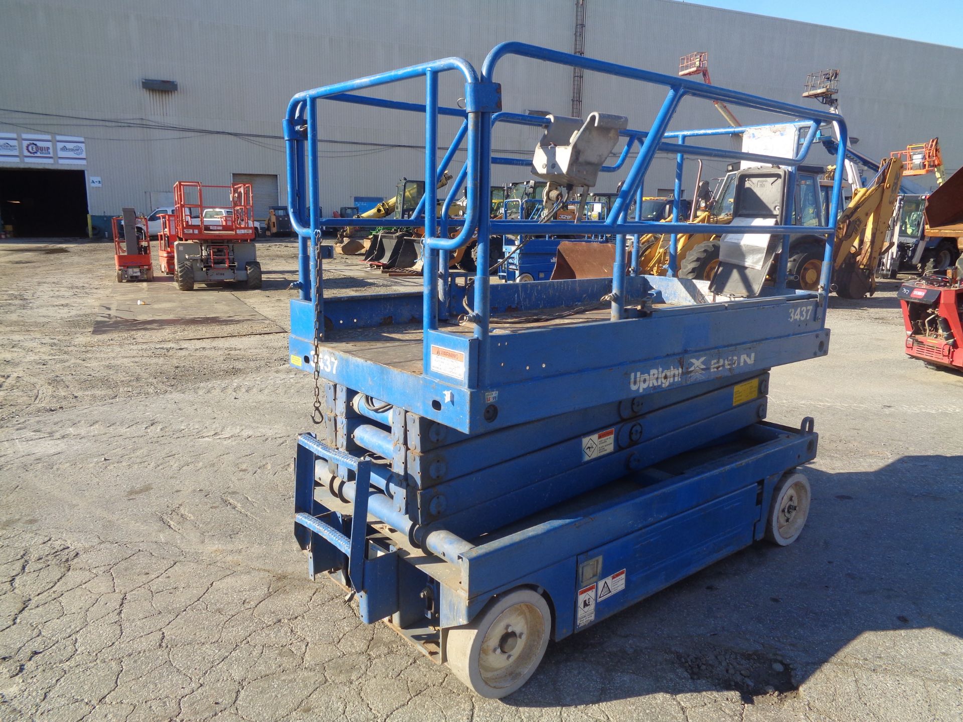 2000 UpRight X26N Scissor Lift - 26Ft Height - Image 21 of 27