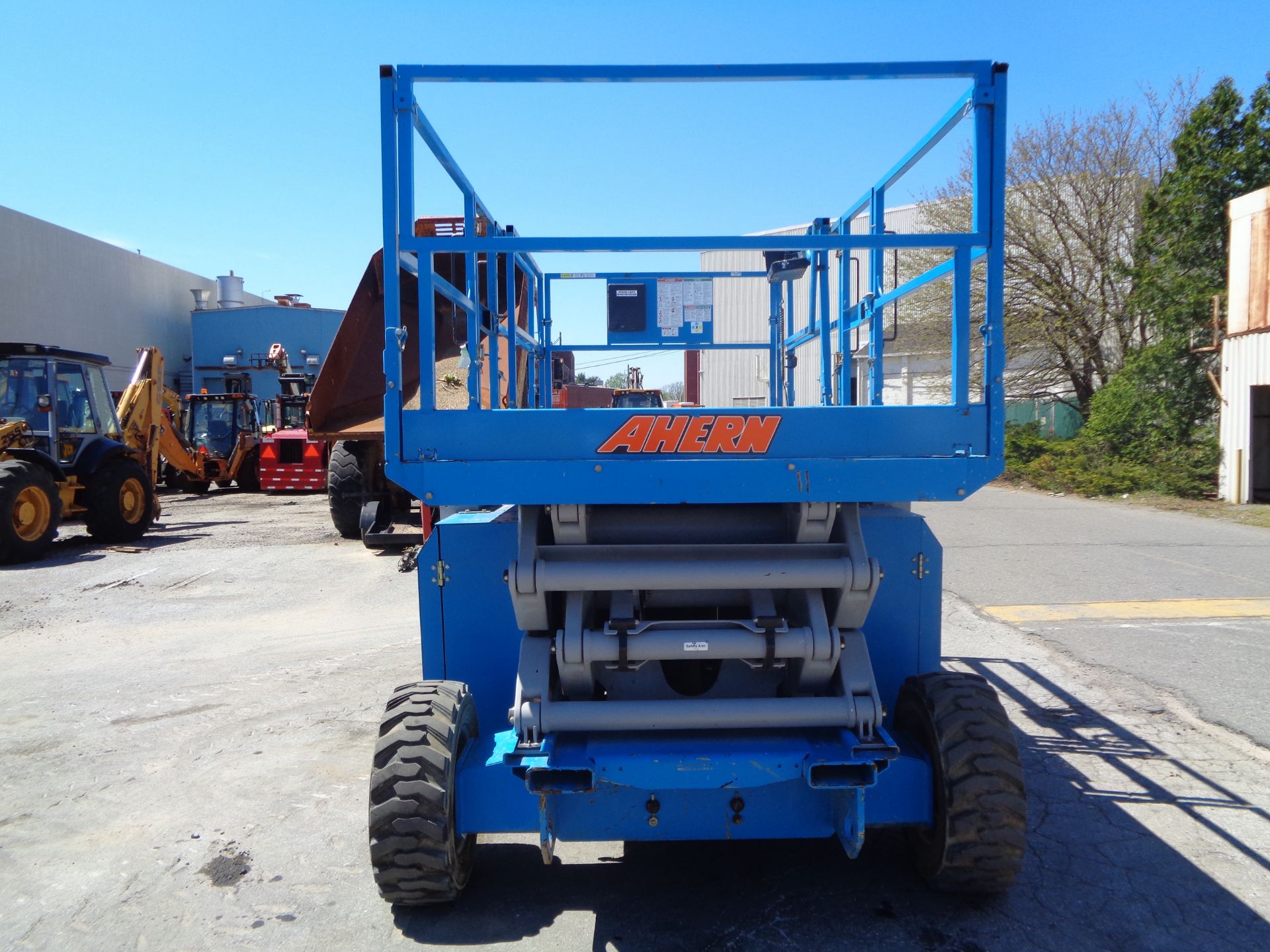 2008 Genie GS3384RT Rough Terrain 4x4 Scissor Lift-33ft - Image 23 of 27