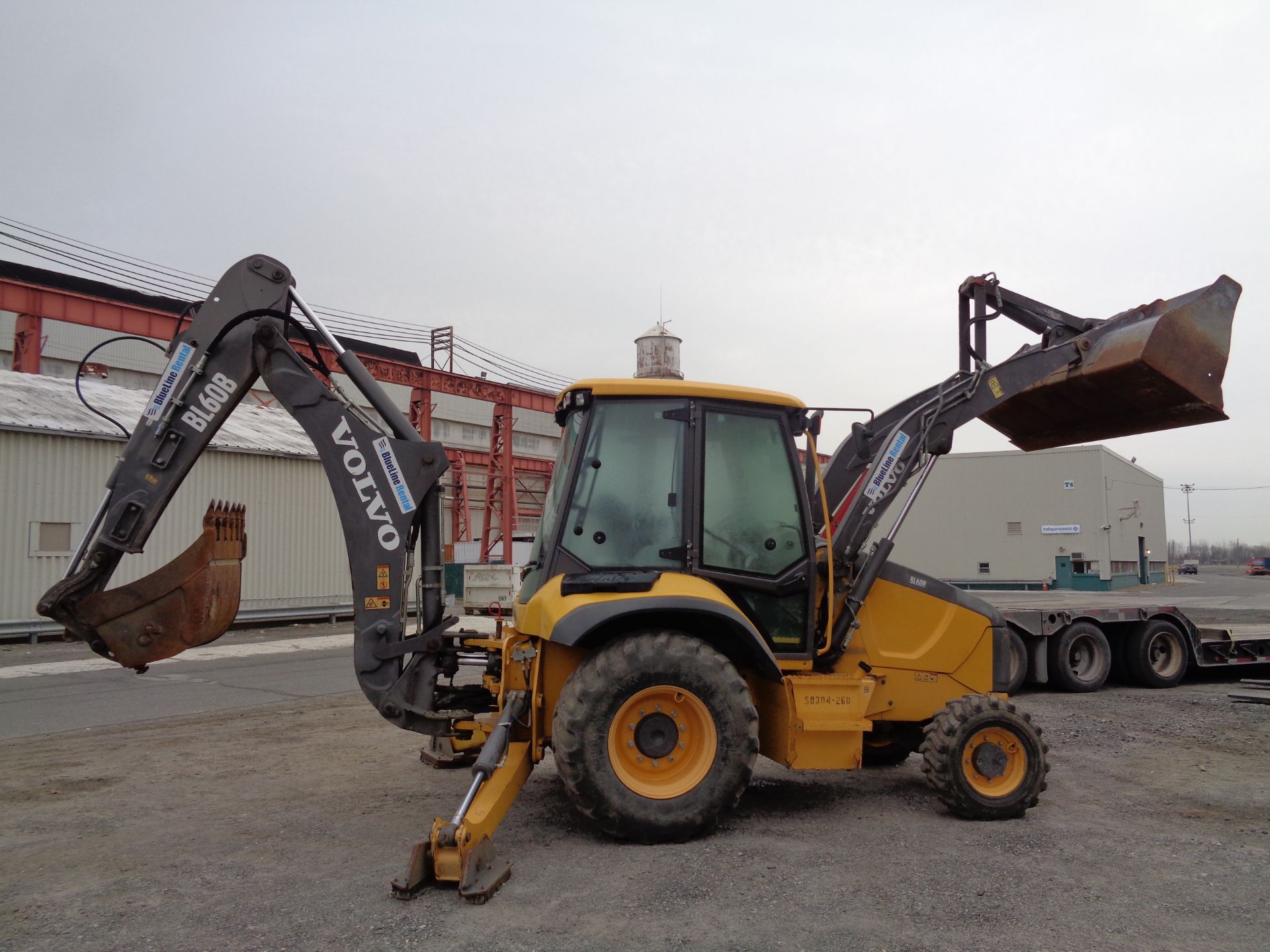 2013 Volvo BL60B Backhoe - Image 6 of 23