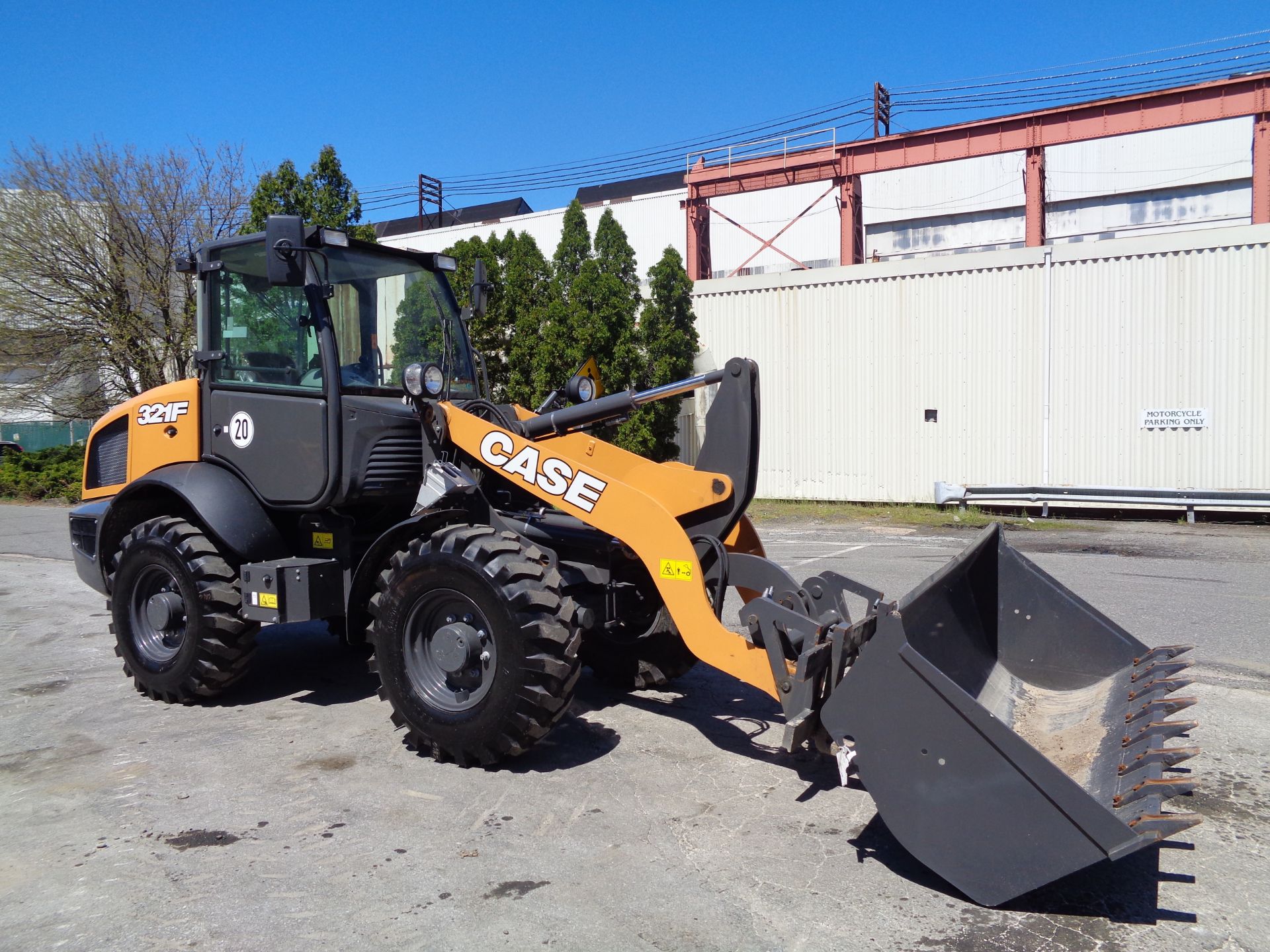 New Unused 2019 Case 321F Wheel Loader - Image 6 of 9