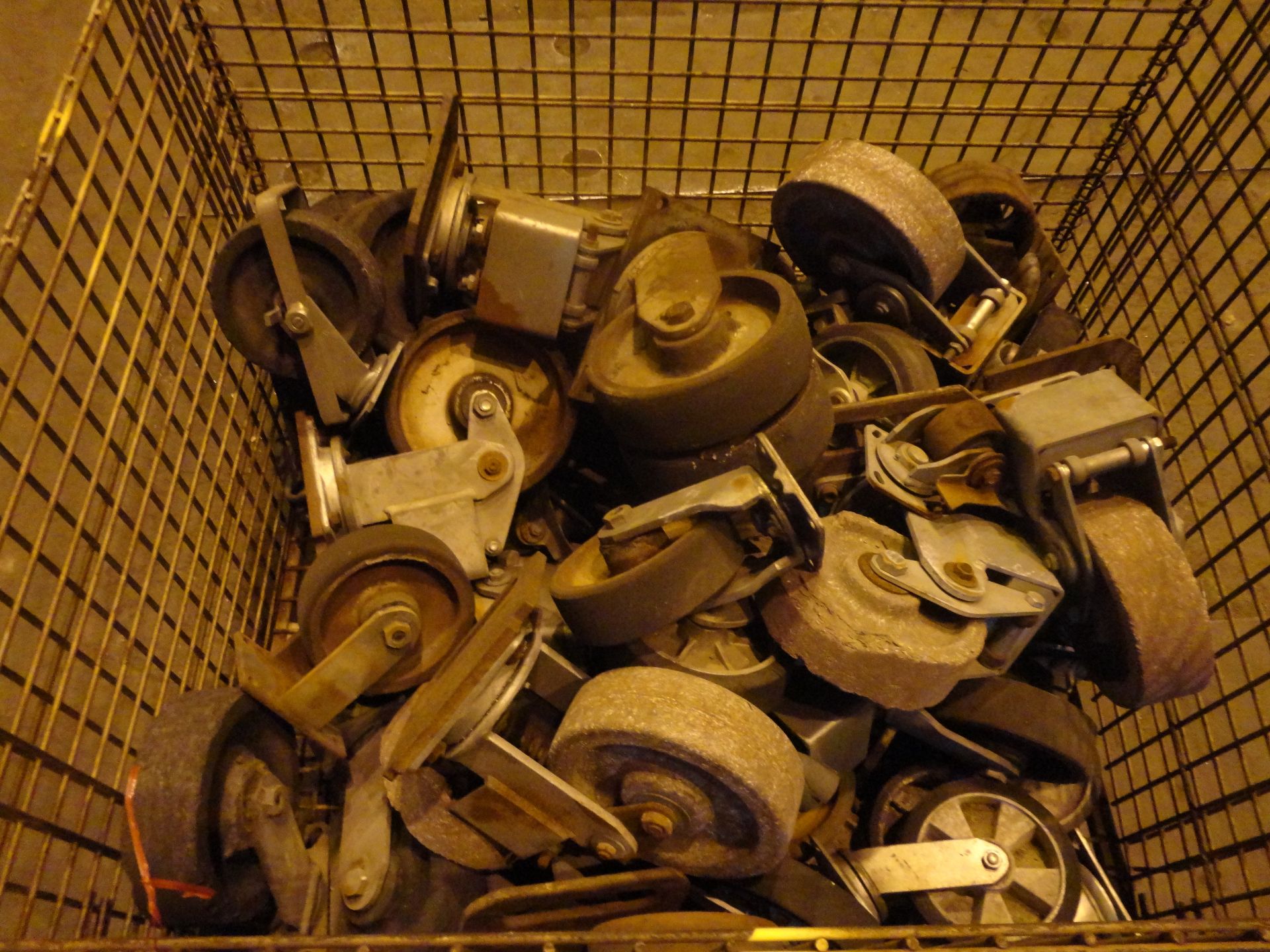 Lot of Castors (17) - Image 6 of 7