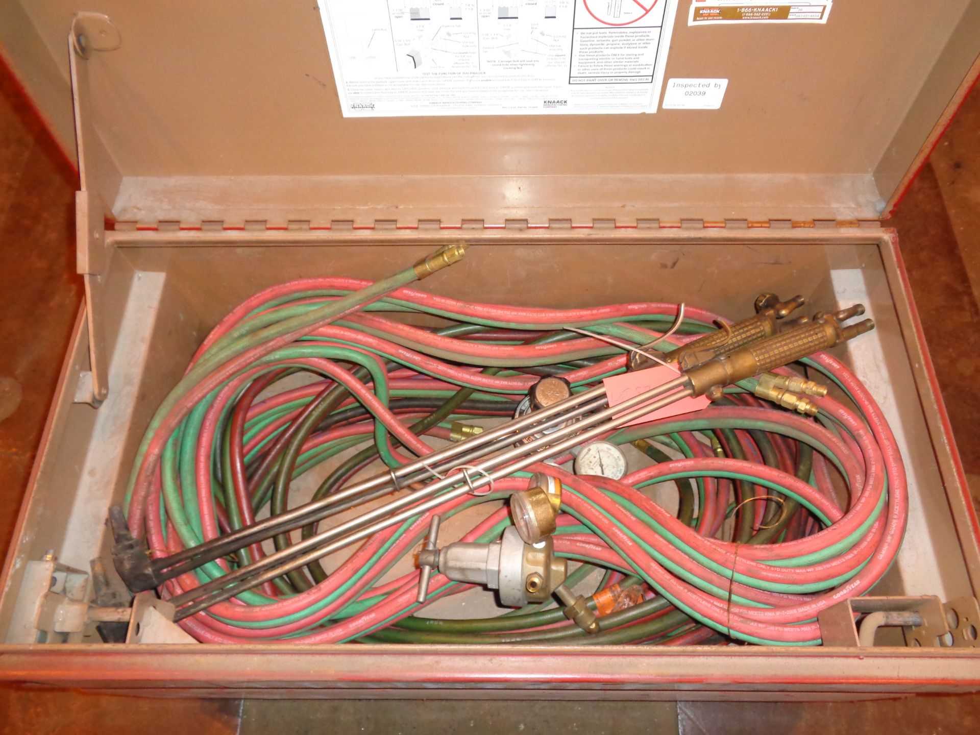 Long Reach Oxygen Acclean Torches with Hoses and Gauges (87) - Image 3 of 12