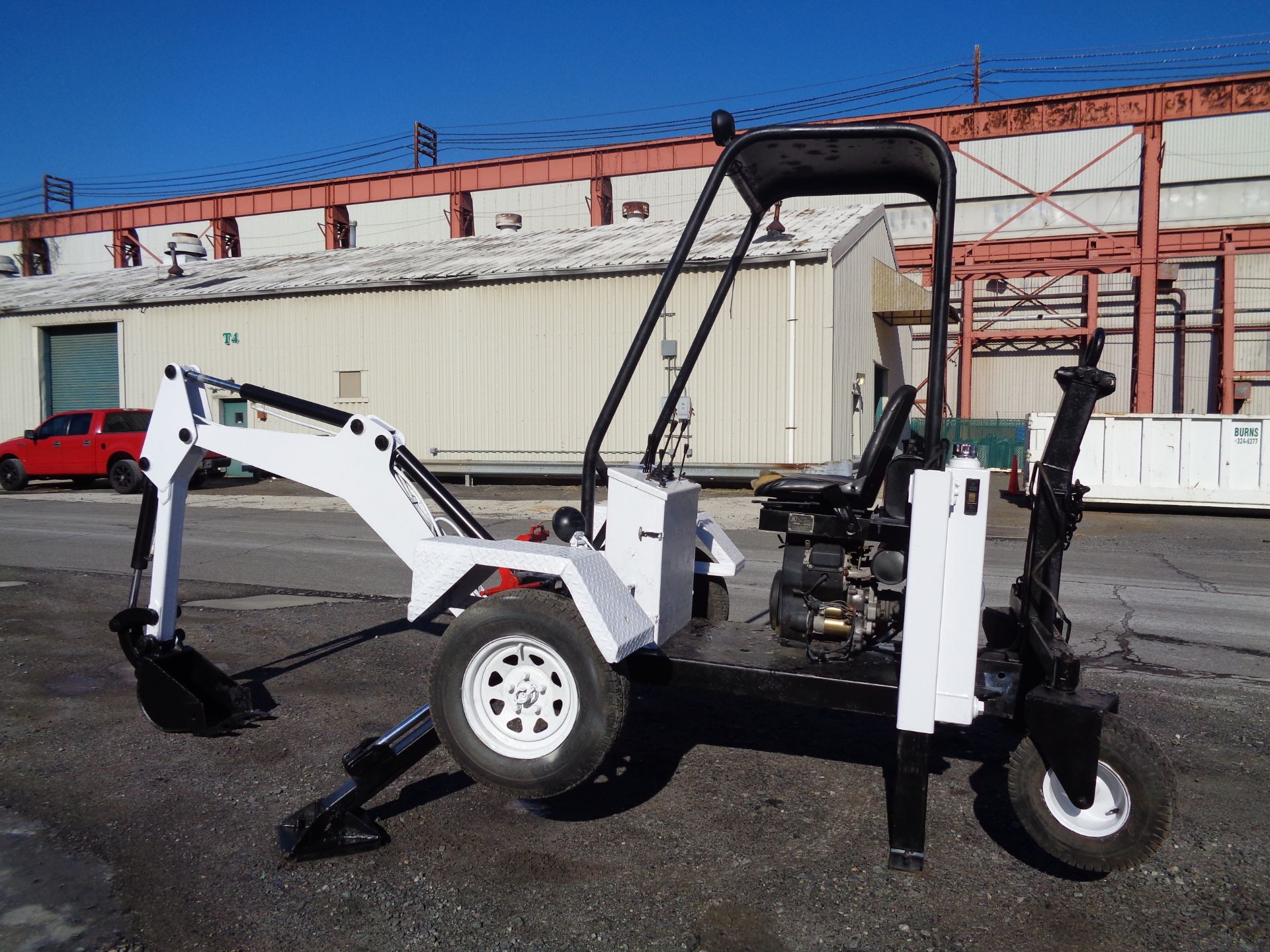 Go For Digger Wheel Mini Excavator - Tow Behind - Image 3 of 13