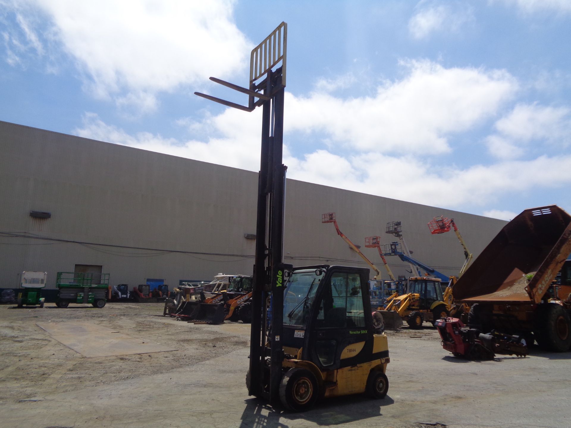 Yale CLP050VXEUSE086 5,000lbs Forklift - Image 11 of 15