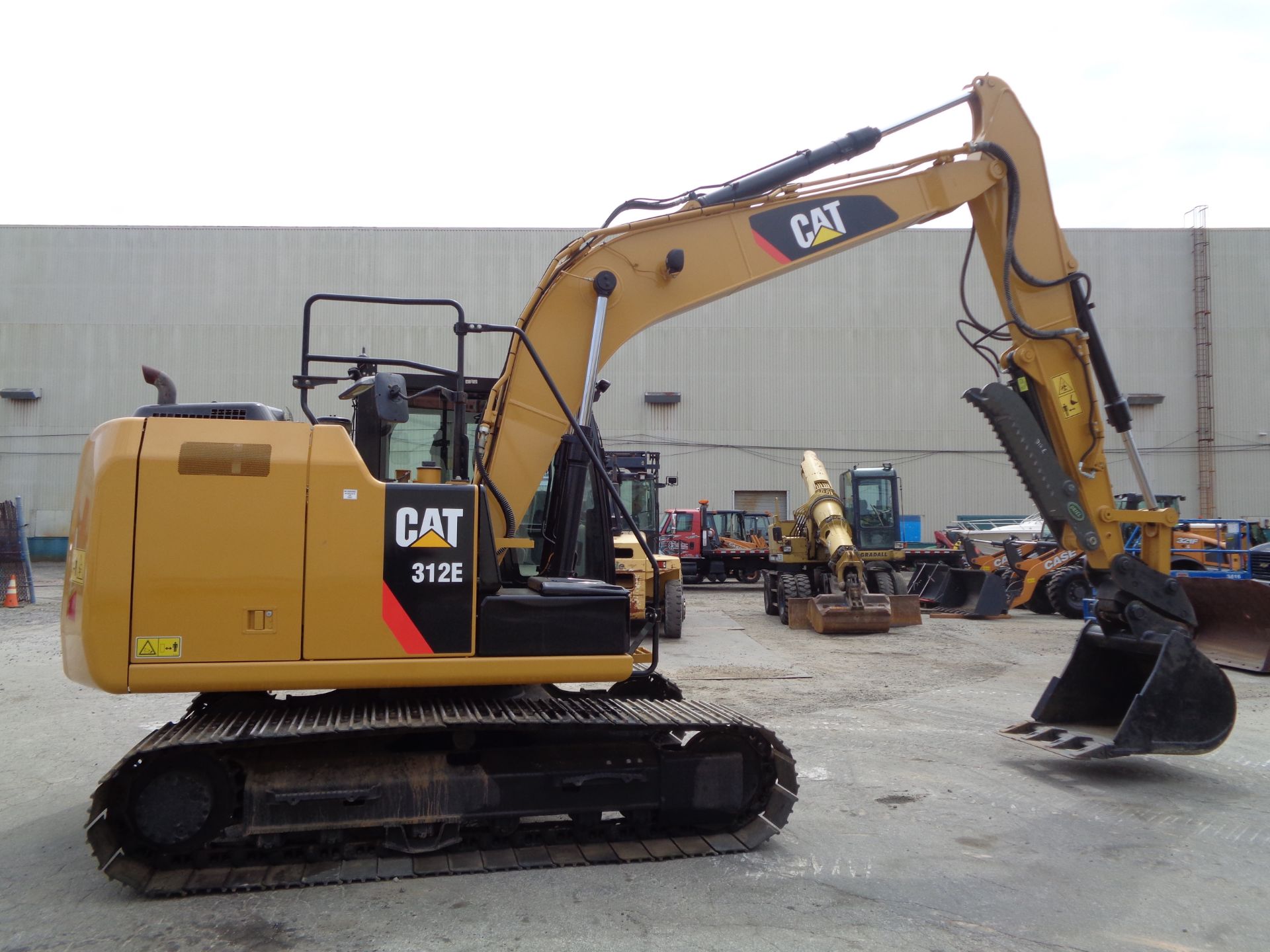 2015 Caterpillar 312E Excavator - Hydraulic Thumb - Image 6 of 16