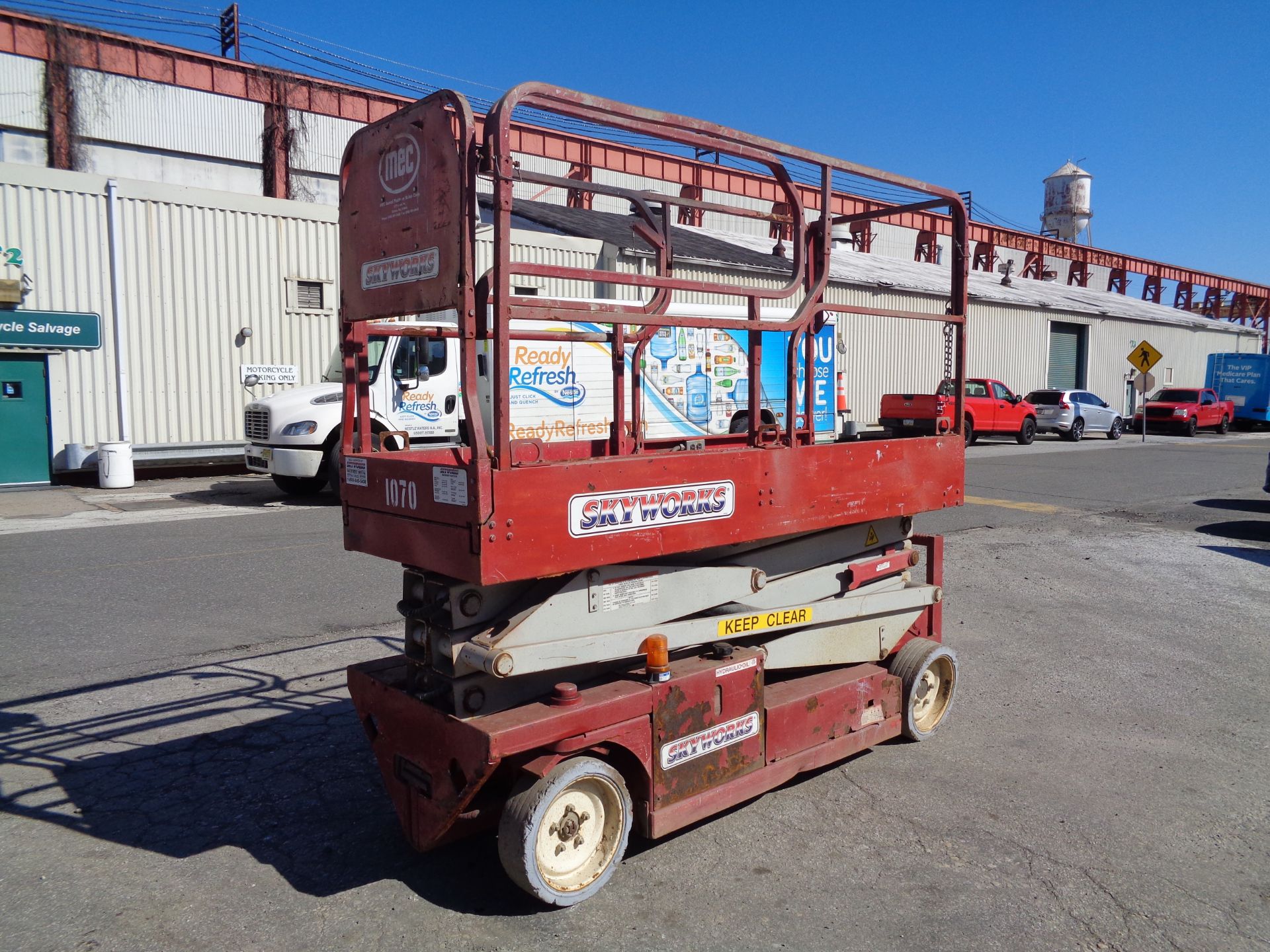 2008 MEC 2633ES Scissor Lift 26 ft Height - Image 6 of 19