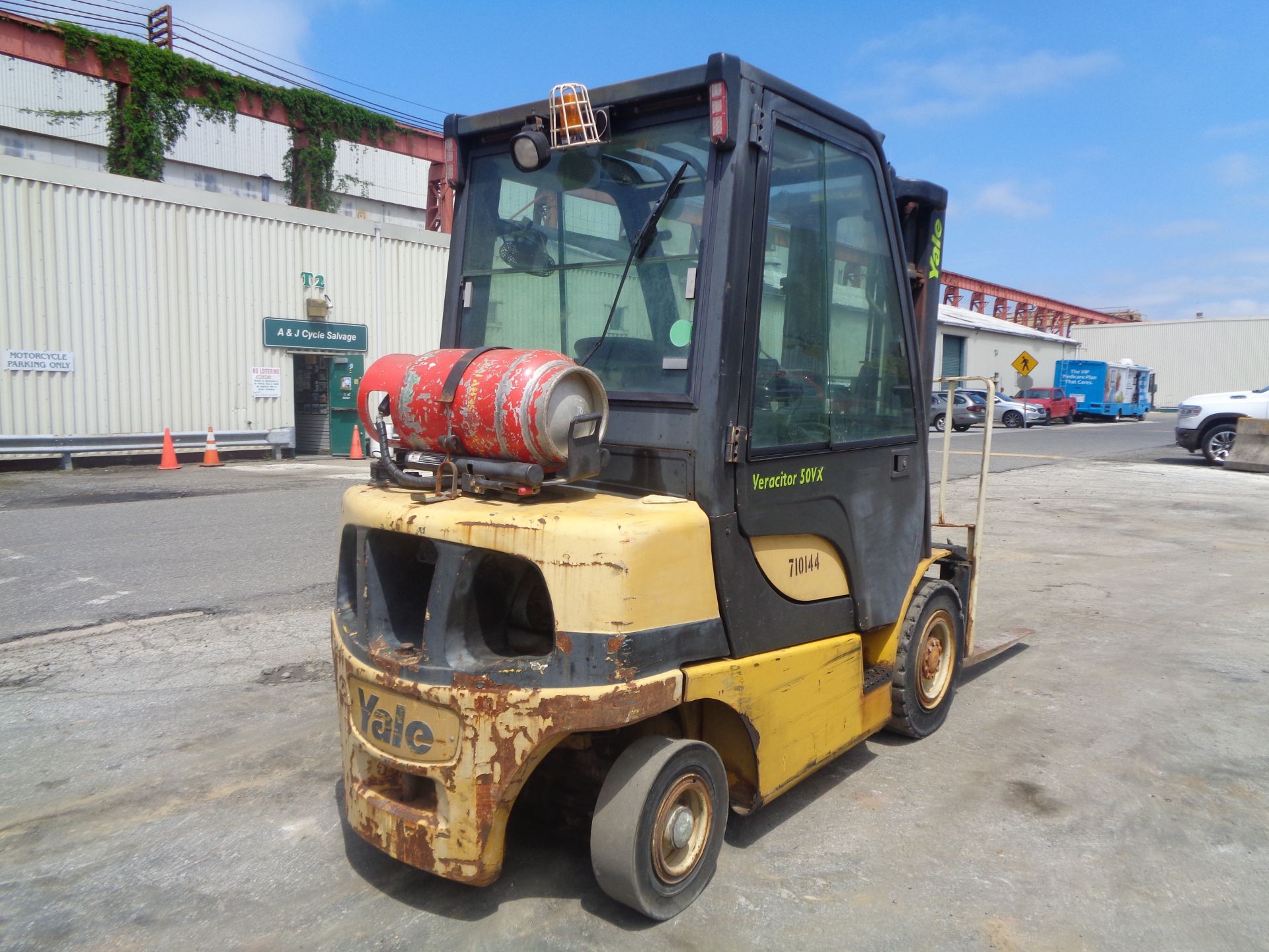 Yale CLP050VXEUSE086 5,000lbs Forklift - Image 7 of 15