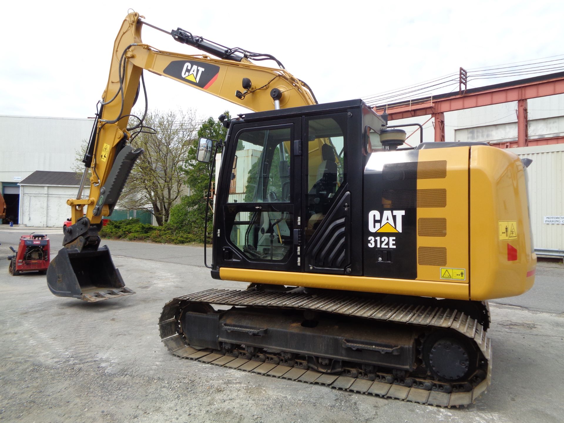 2015 Caterpillar 312E Excavator - Hydraulic Thumb - Image 2 of 16