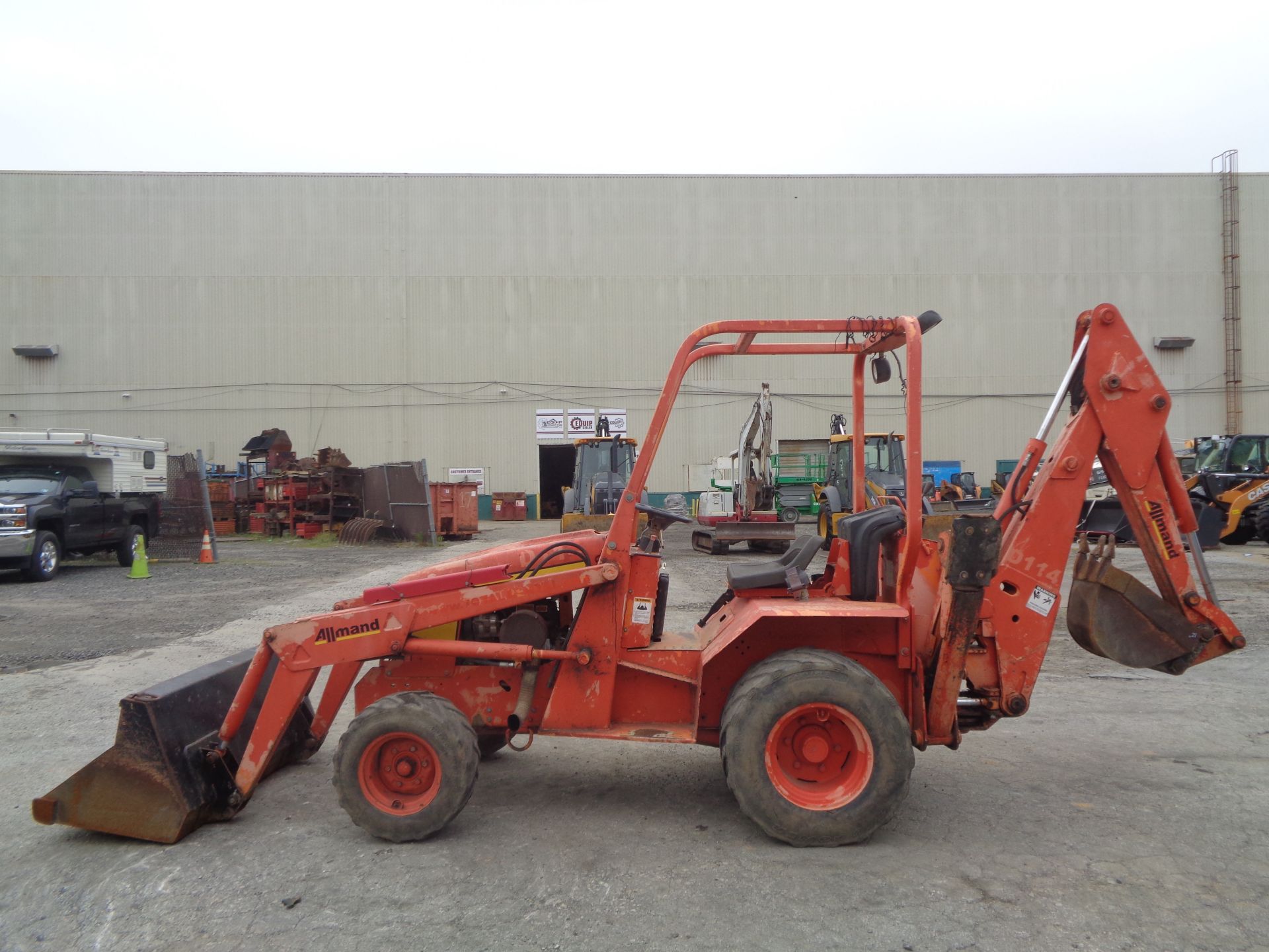 2008 Allmand TLB425 Backhoe - Image 13 of 16