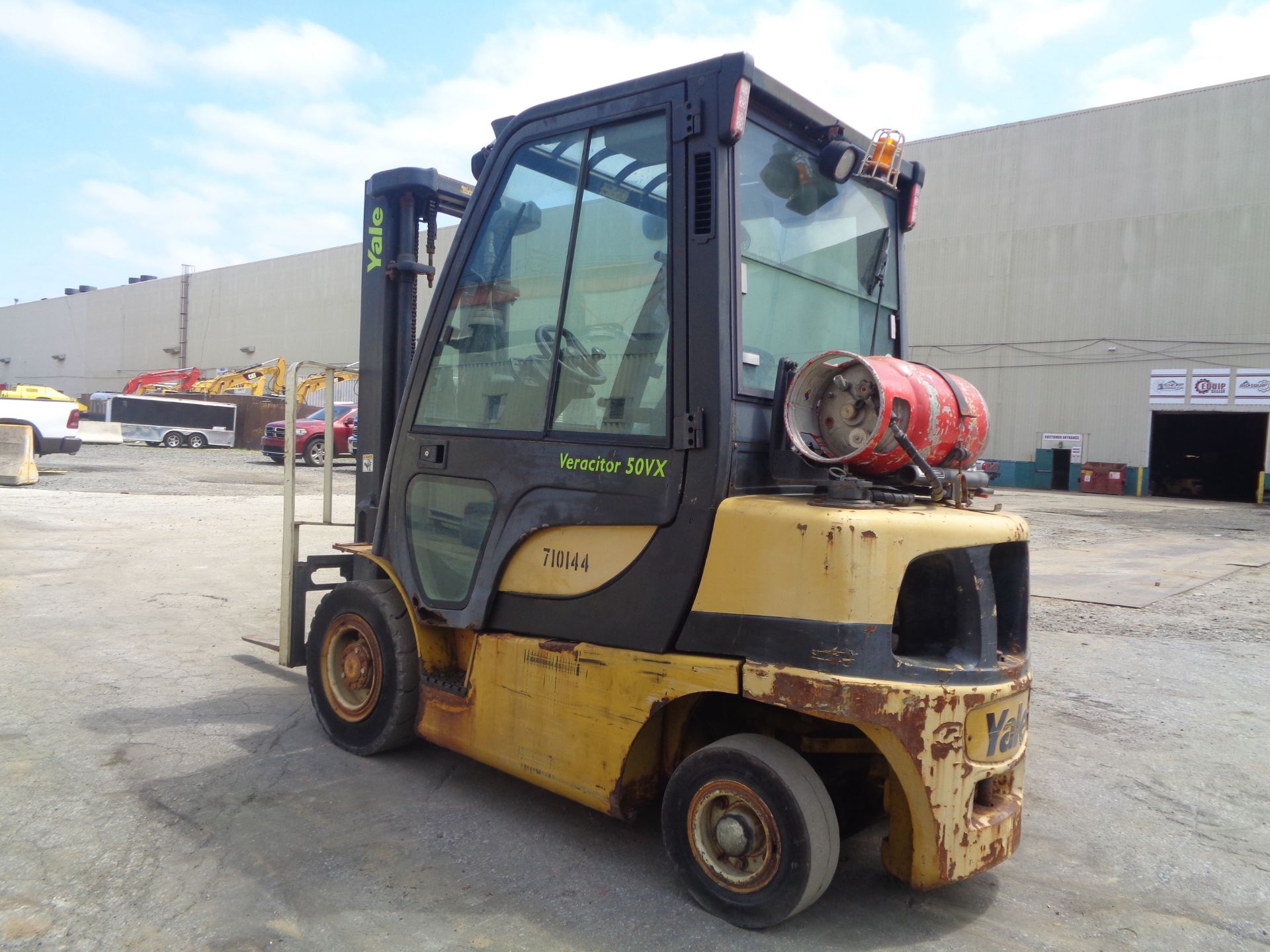 Yale CLP050VXEUSE086 5,000lbs Forklift - Image 6 of 15