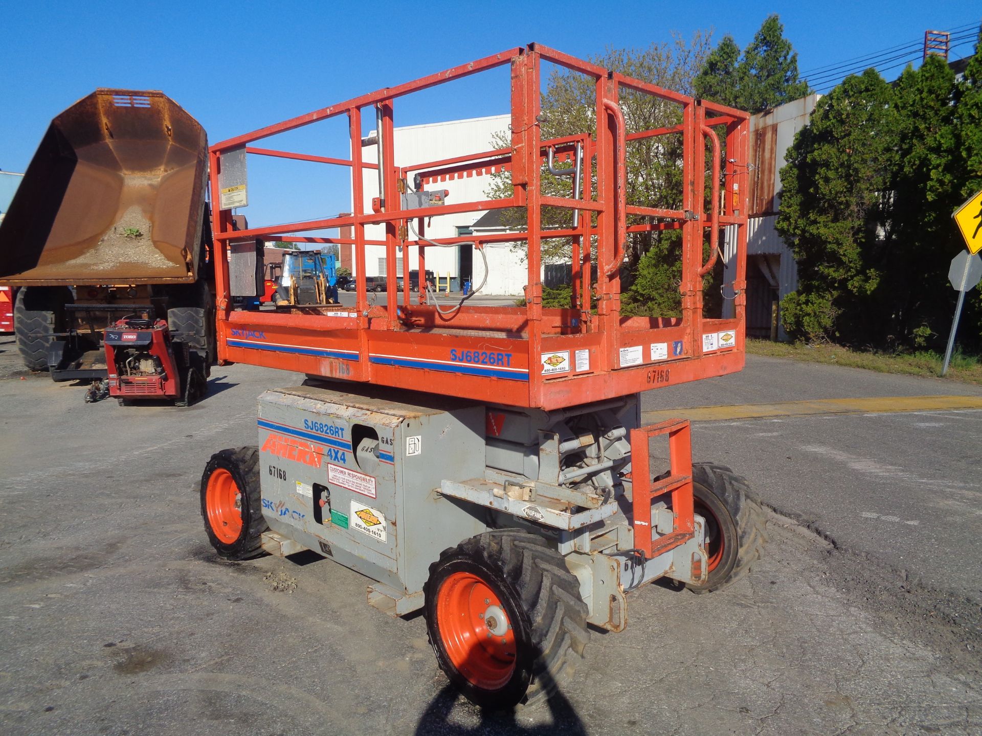 SkyJack SJ6826RT Rough Terrain 4x4 Scissor Lift-26ft - Image 9 of 24