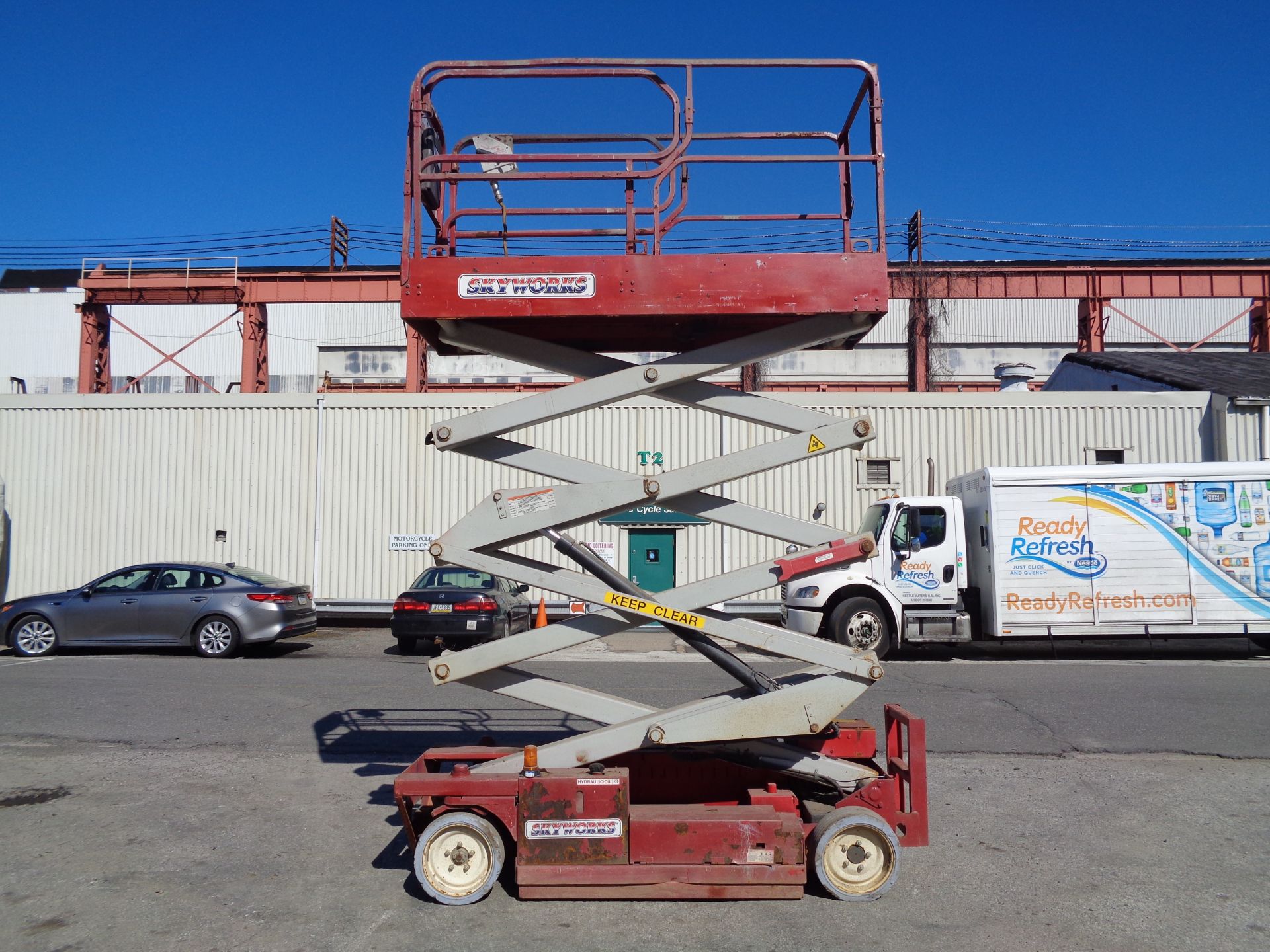 2008 MEC 2633ES Scissor Lift 26 ft Height - Image 12 of 19