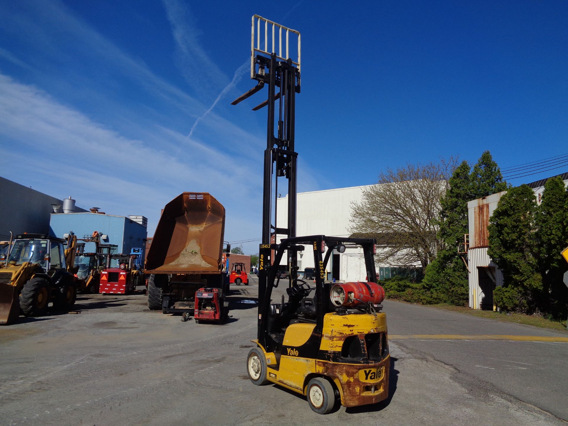 2015 Yale GLC050VX 5,000lbs Forklift - Image 11 of 19