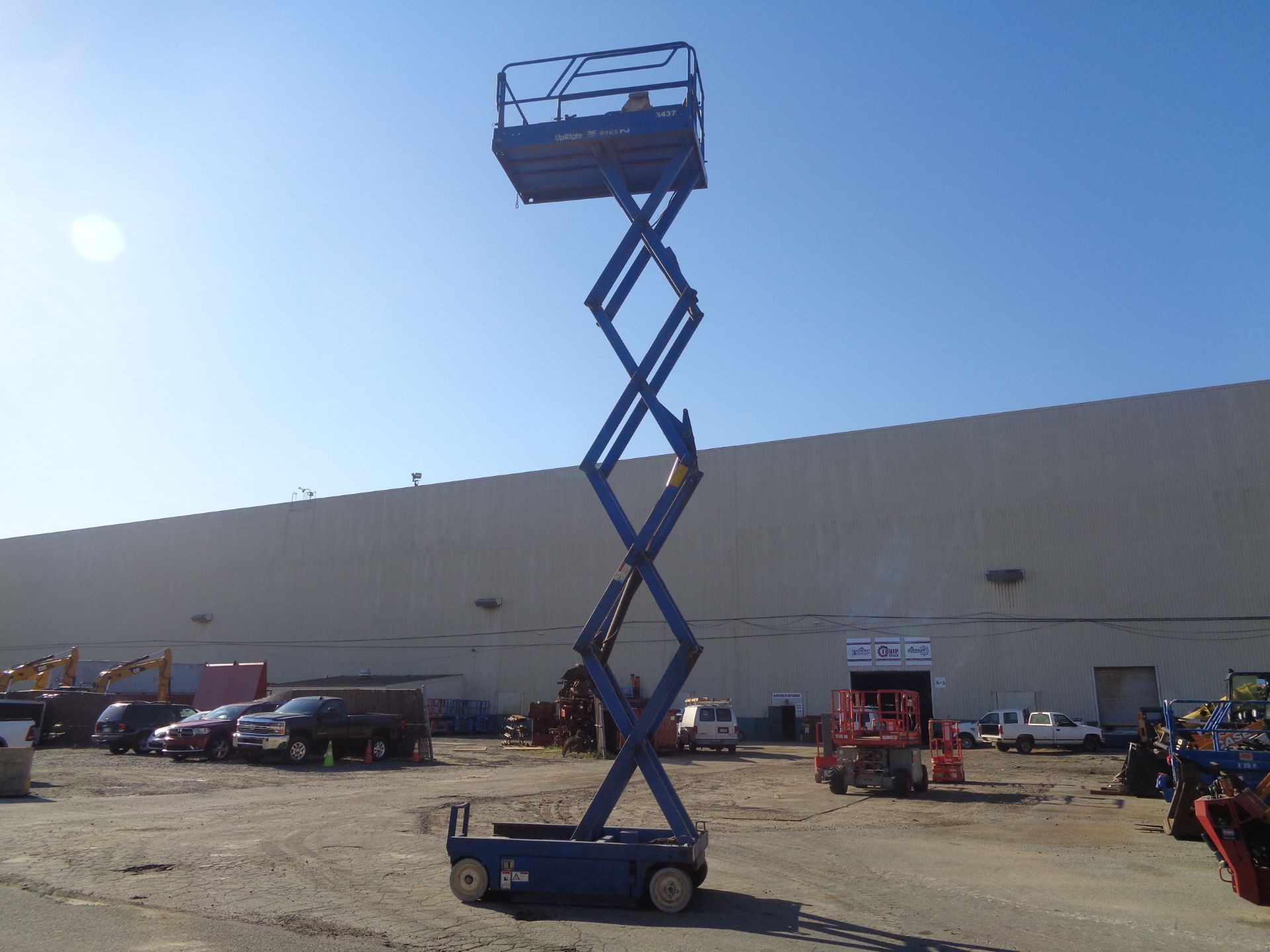 2000 UpRight X26N Scissor Lift - 26Ft Height - Image 5 of 27