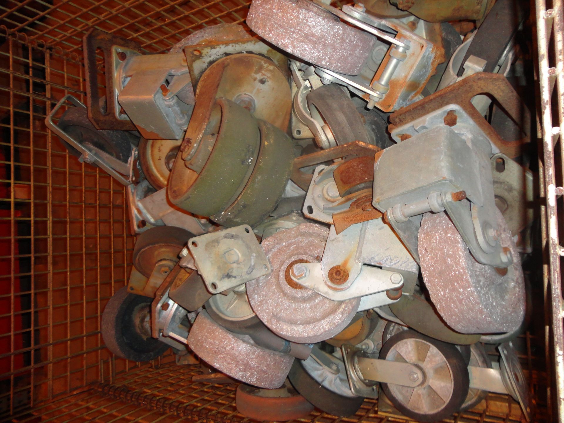 Lot of Castors (17) - Image 3 of 7