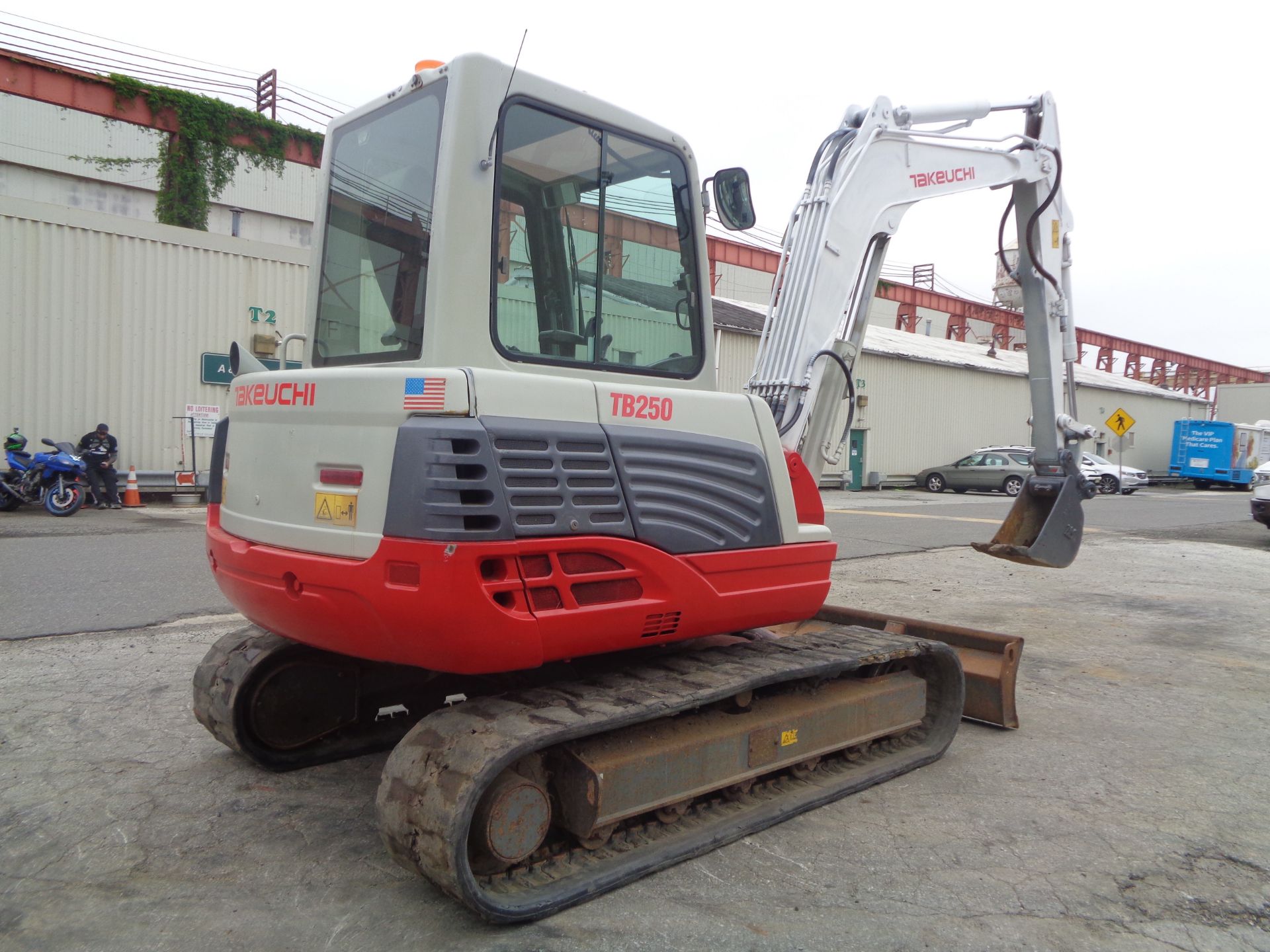 2013 Takeuchi TB250 Excavator - Image 13 of 15