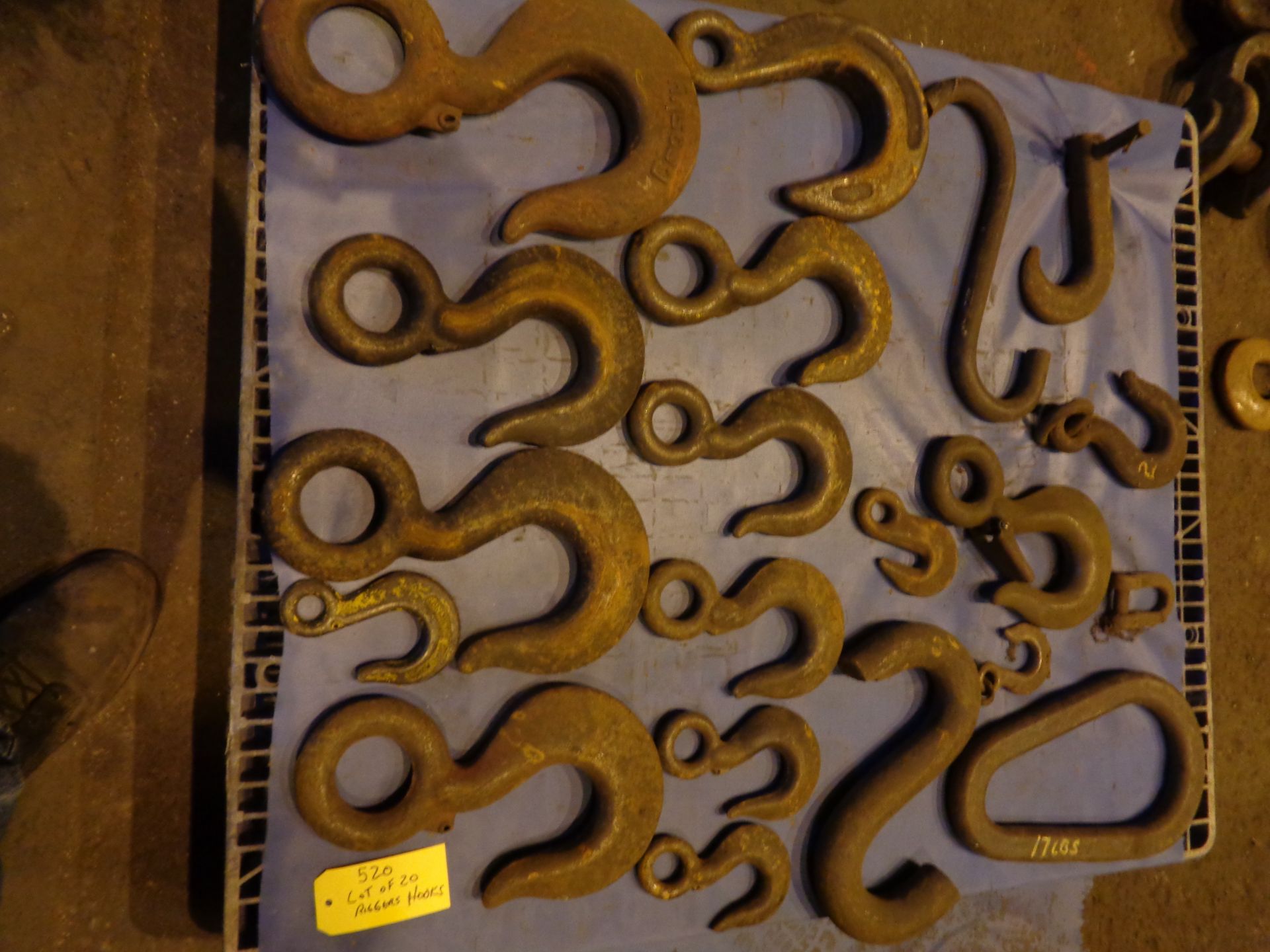 Lot of 20 Riggers Hooks (520) - Image 3 of 10