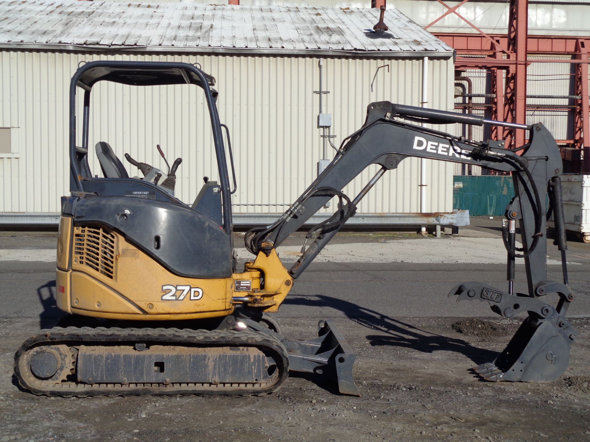 John Deere 27D Mini Excavator - Hydraulic Thumb