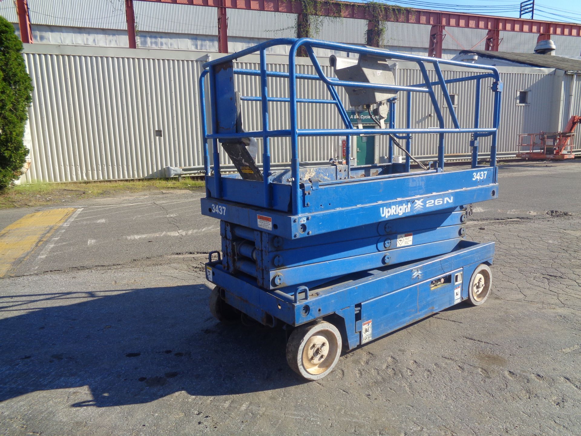 2000 UpRight X26N Scissor Lift - 26Ft Height - Image 25 of 27