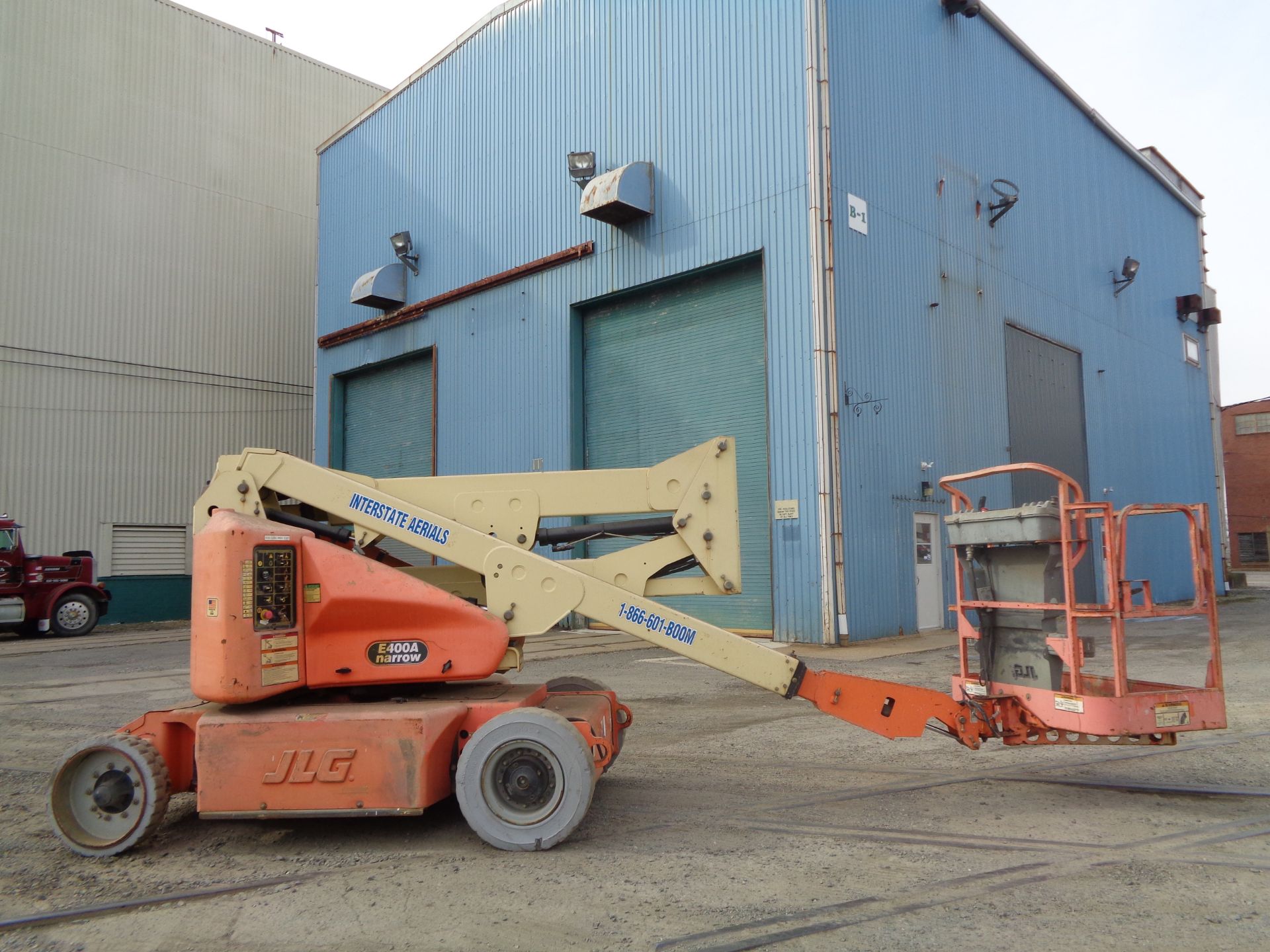 JLG E400AN Electric Boom Lift - 40ft Height - Image 2 of 14