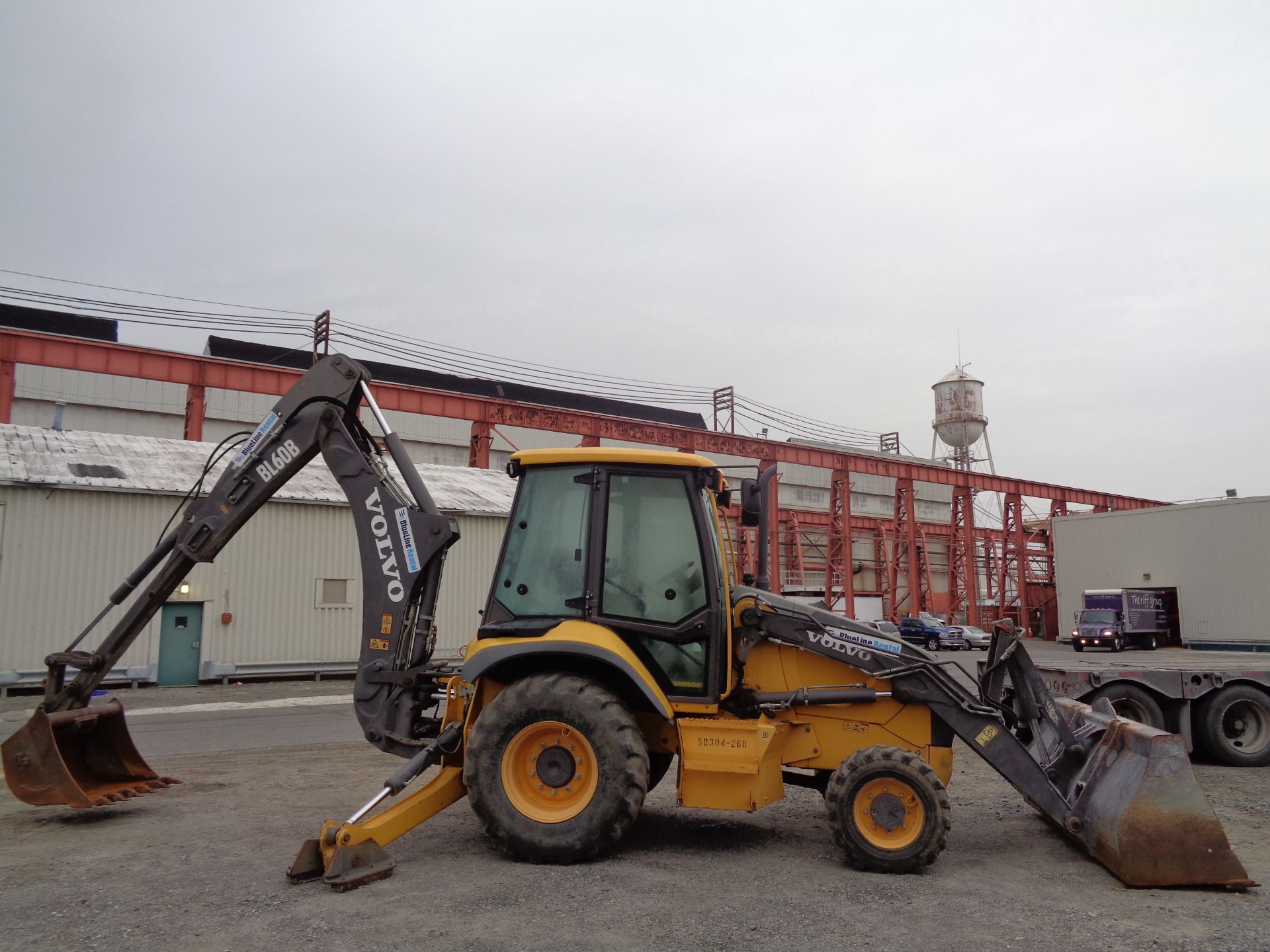 2013 Volvo BL60B Backhoe