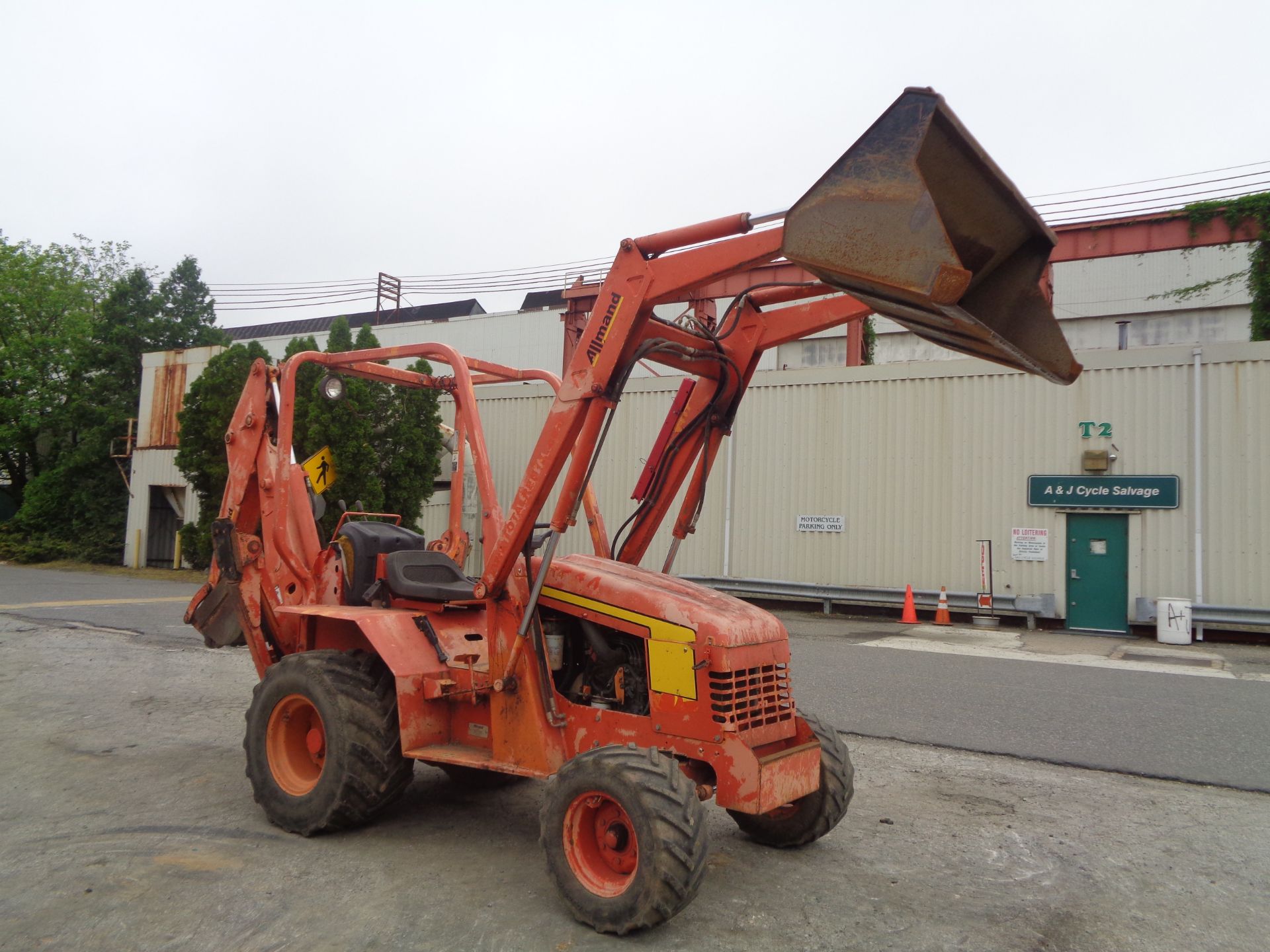 Allmand TLB 425 Backhoe - Image 9 of 16