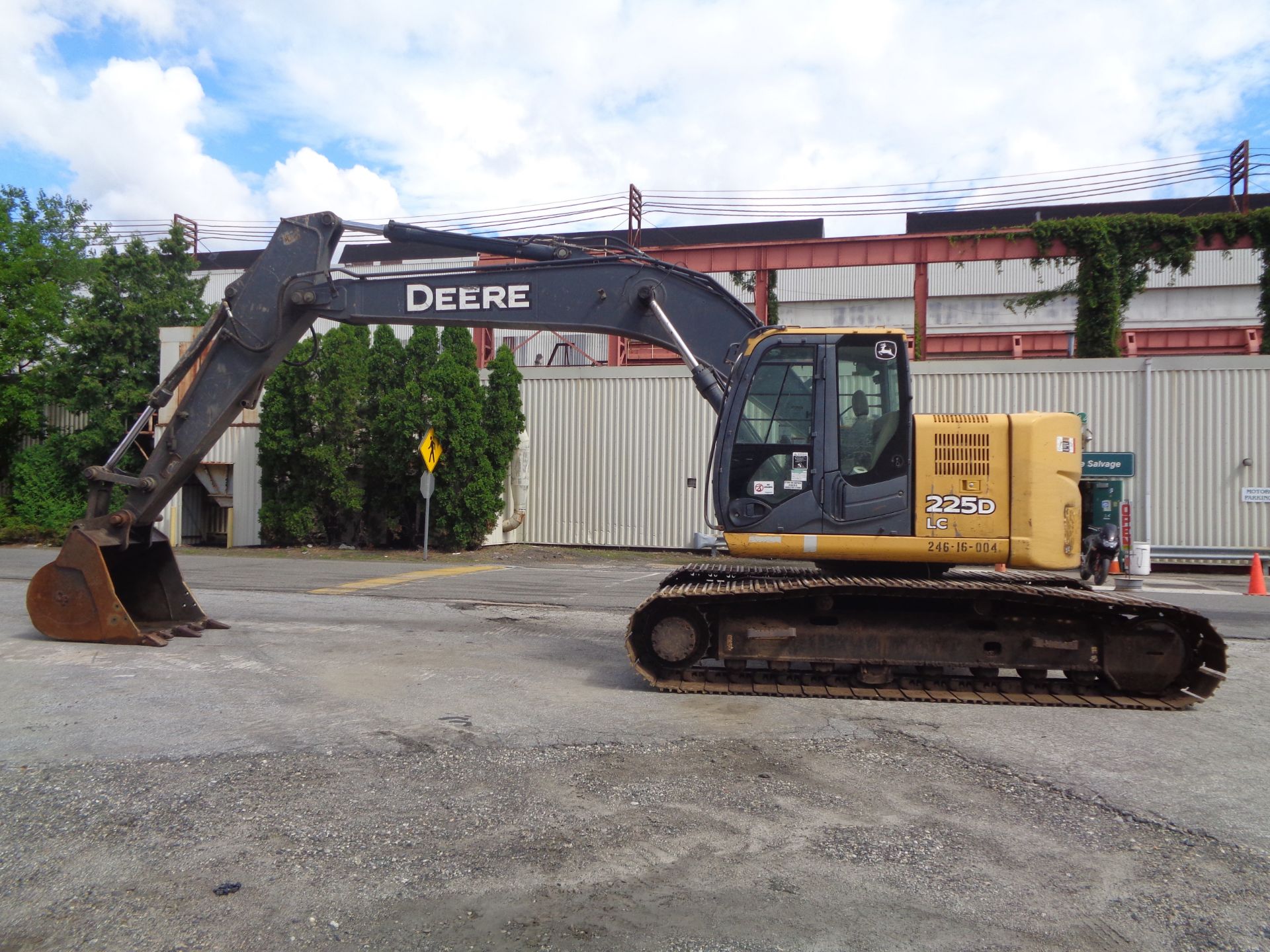 2012 John Deere 225D Excavator - Image 13 of 28