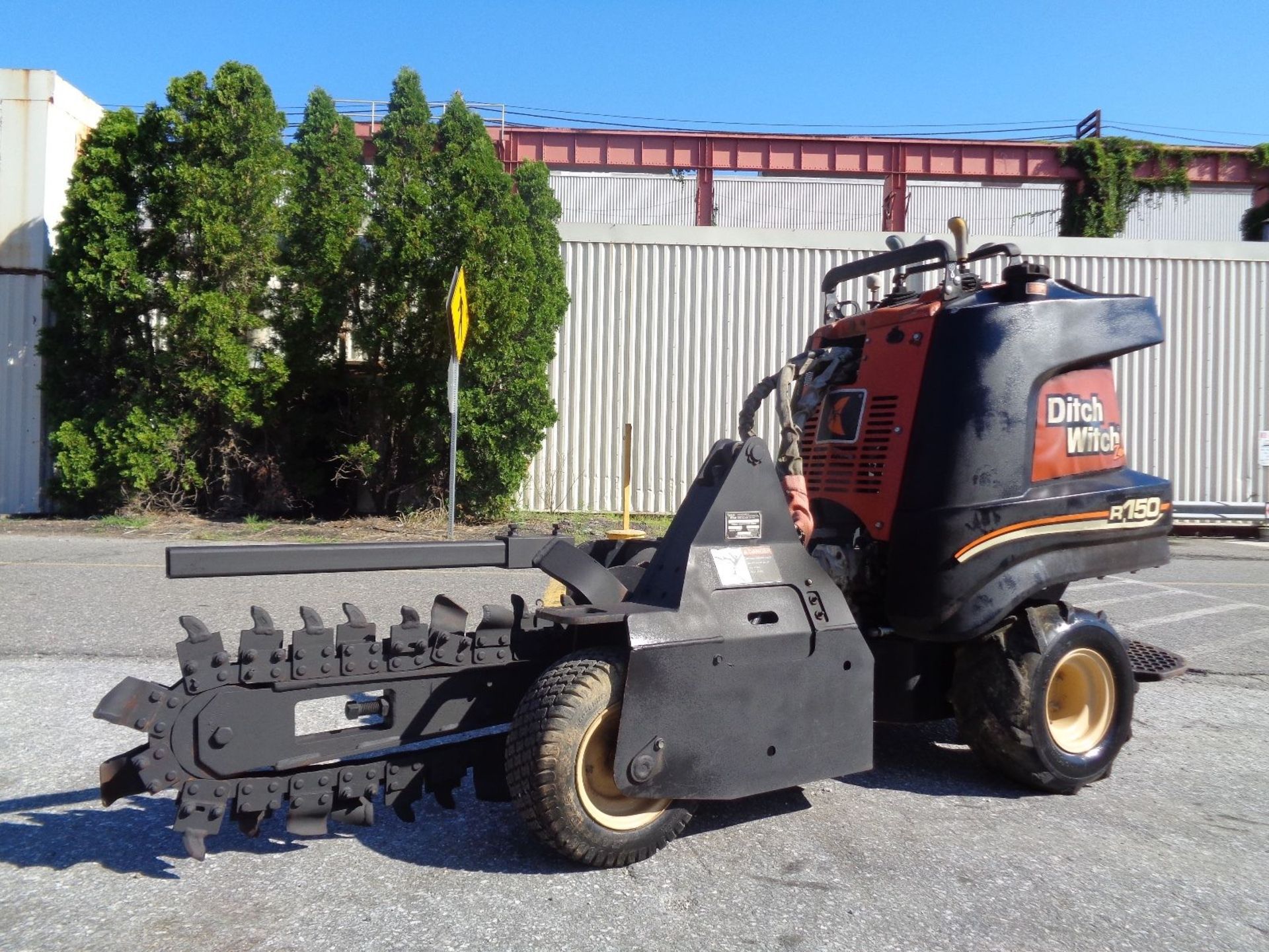 Ditch Witch R150 Trencher - Image 7 of 11