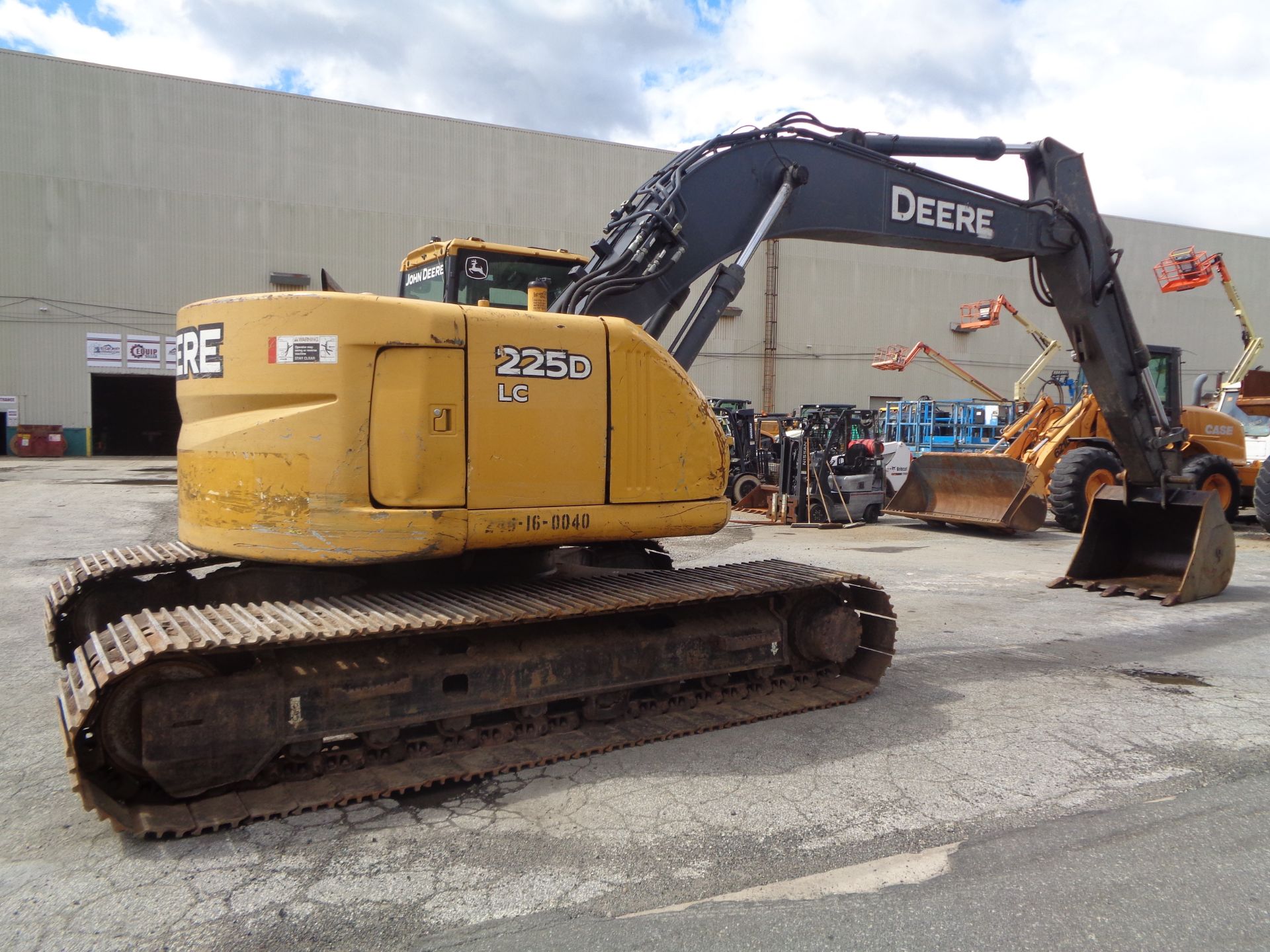 2012 John Deere 225D Excavator - Image 6 of 28