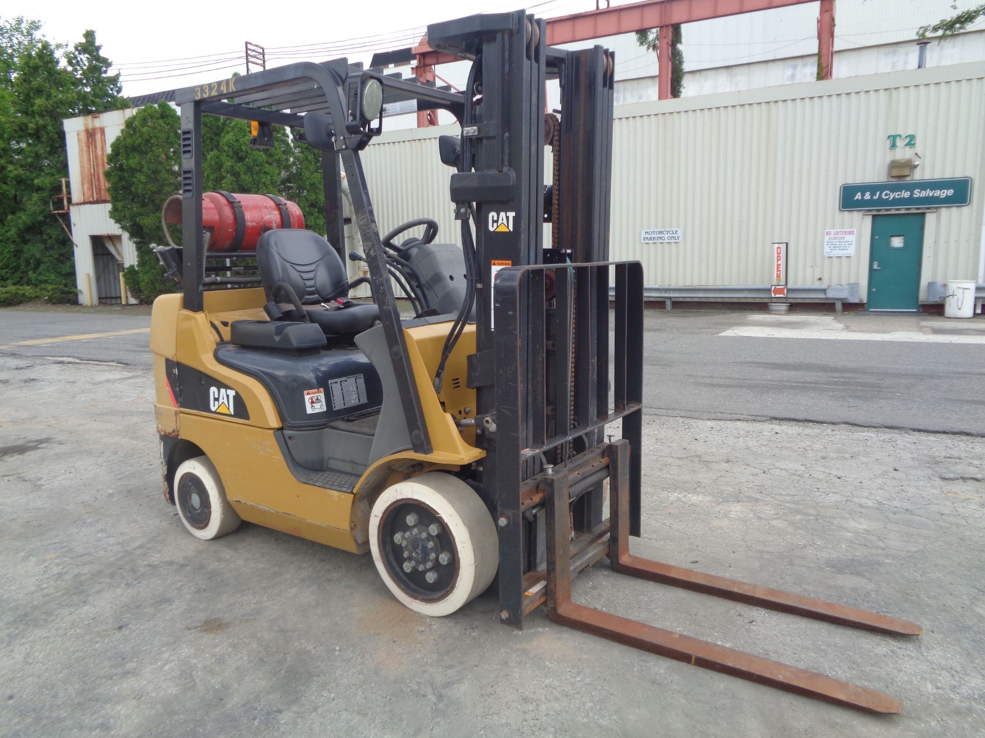 2013 Caterpillar 2C5000 5,000lbs Forklift - Image 6 of 19